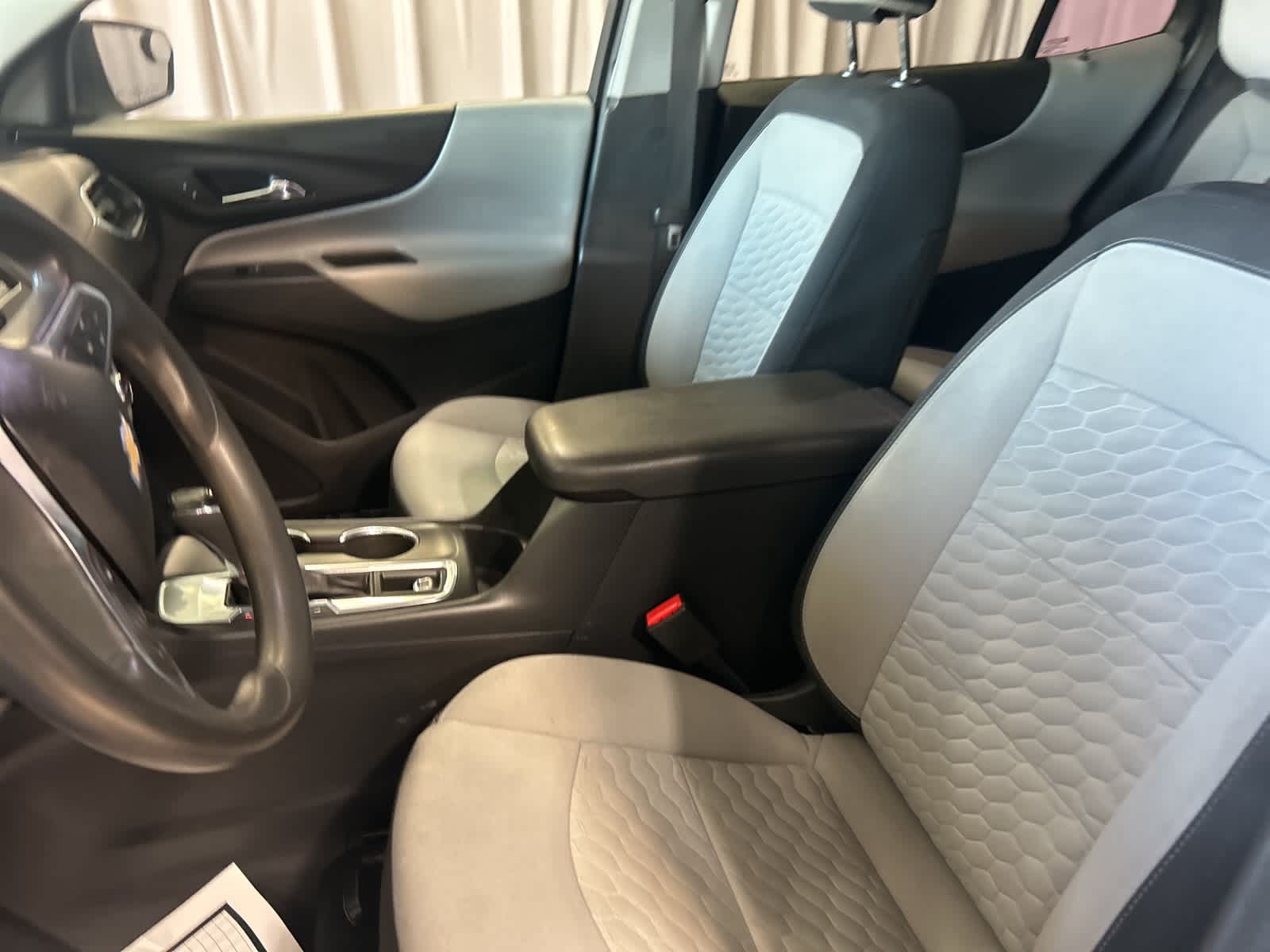 Thumbnail: 2019 Chevrolet Equinox - 26