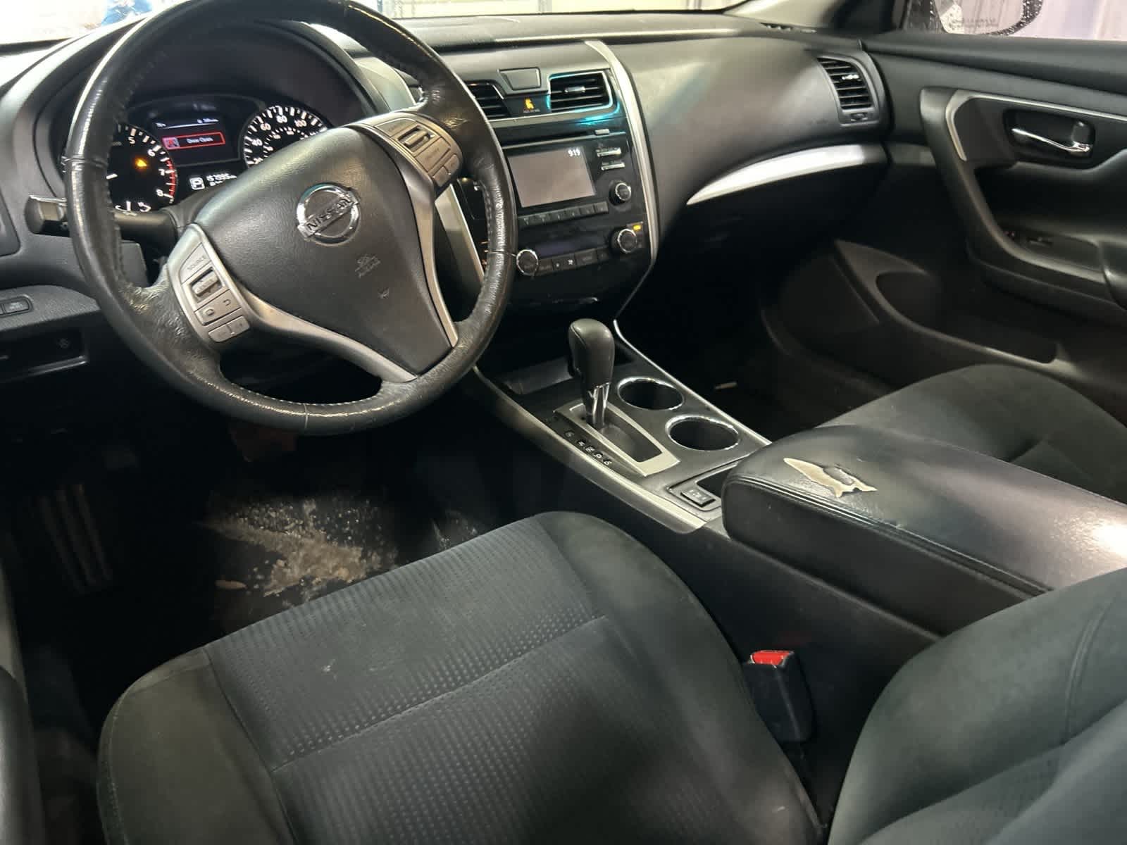 Thumbnail: 2015 Nissan Altima - 22