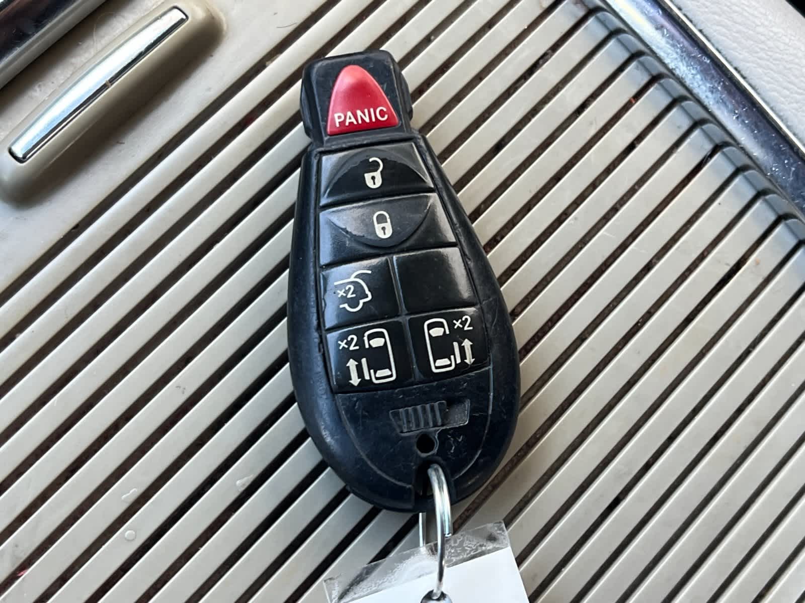 Thumbnail: 2019 Dodge Grand Caravan - 27