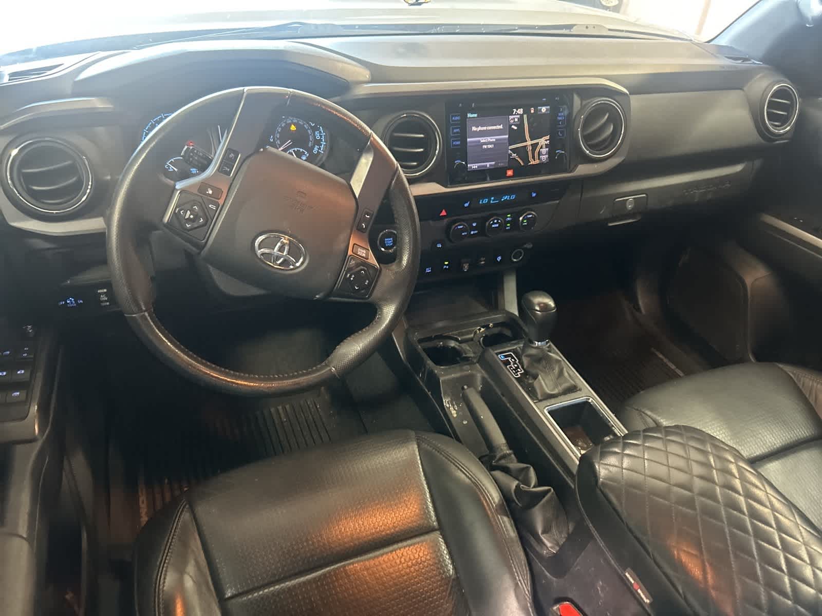 Thumbnail: 2019 Toyota Tacoma - 24
