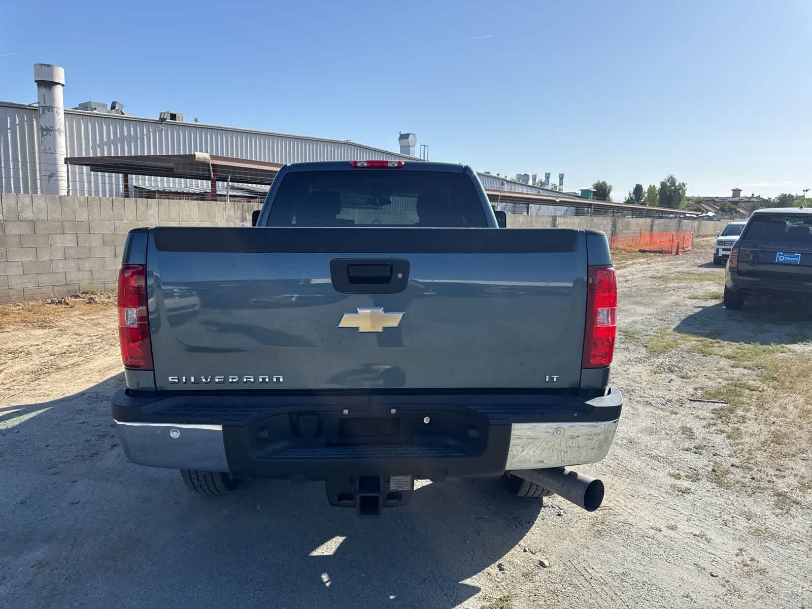 2011 Chevrolet Silverado 2500HD LT photo 5