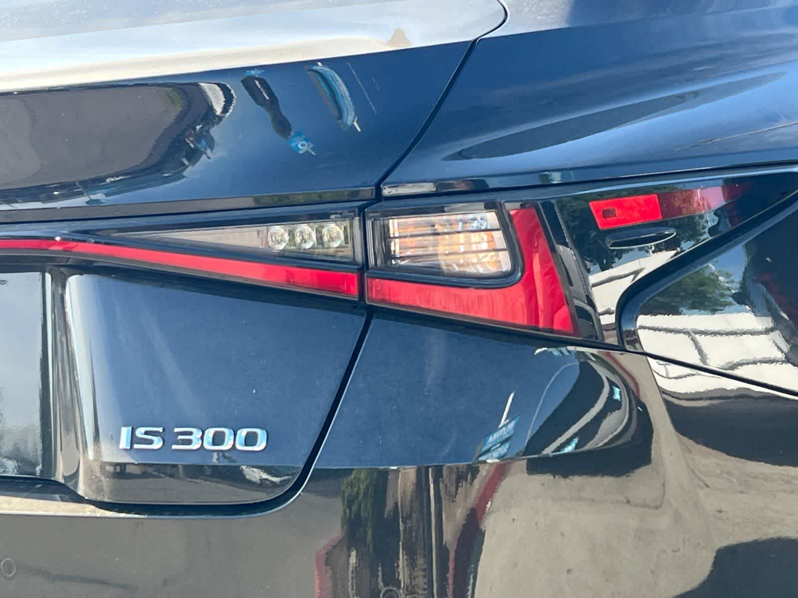 Thumbnail: 2021 Lexus IS - 27