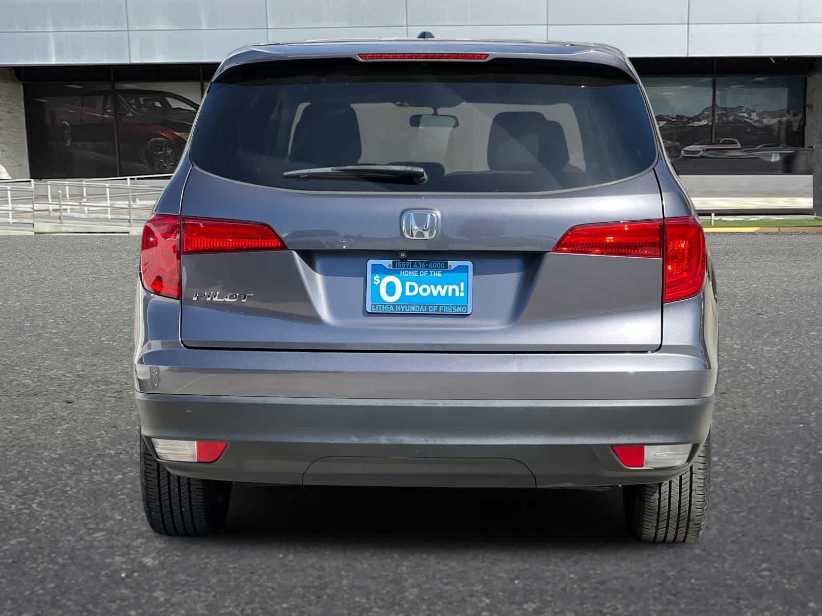 2017 Honda Pilot EX FWD photo 3