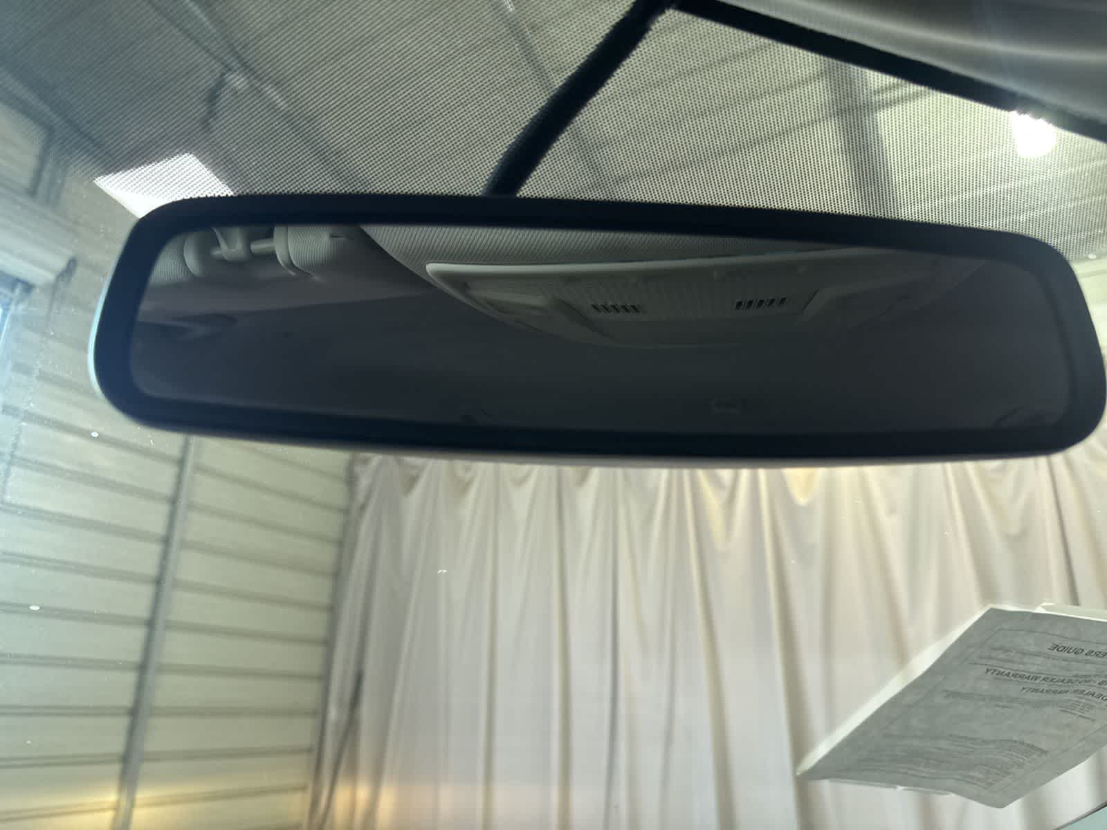 Thumbnail: 2013 Ford Fusion - 28