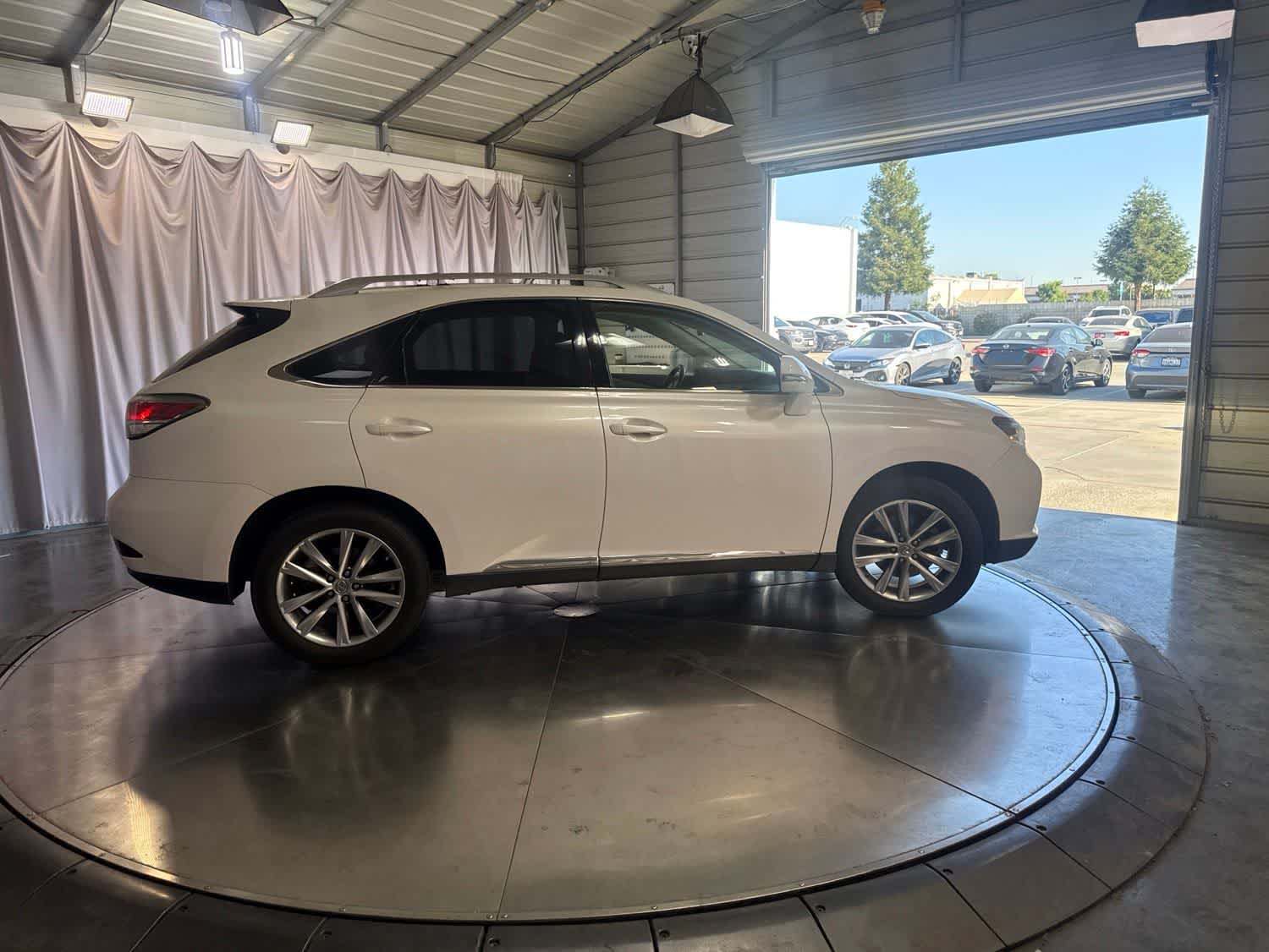 Thumbnail: 2015 Lexus RX - 3