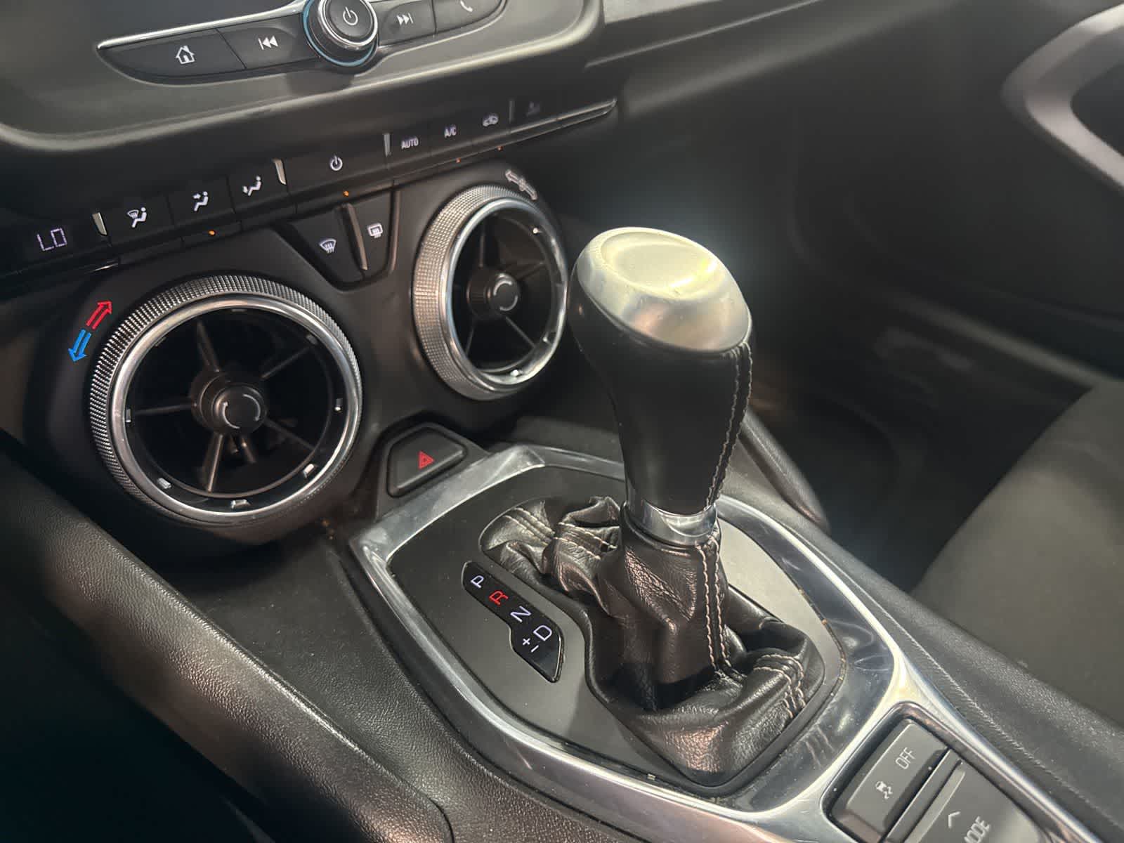 Thumbnail: 2019 Chevrolet Camaro - 23