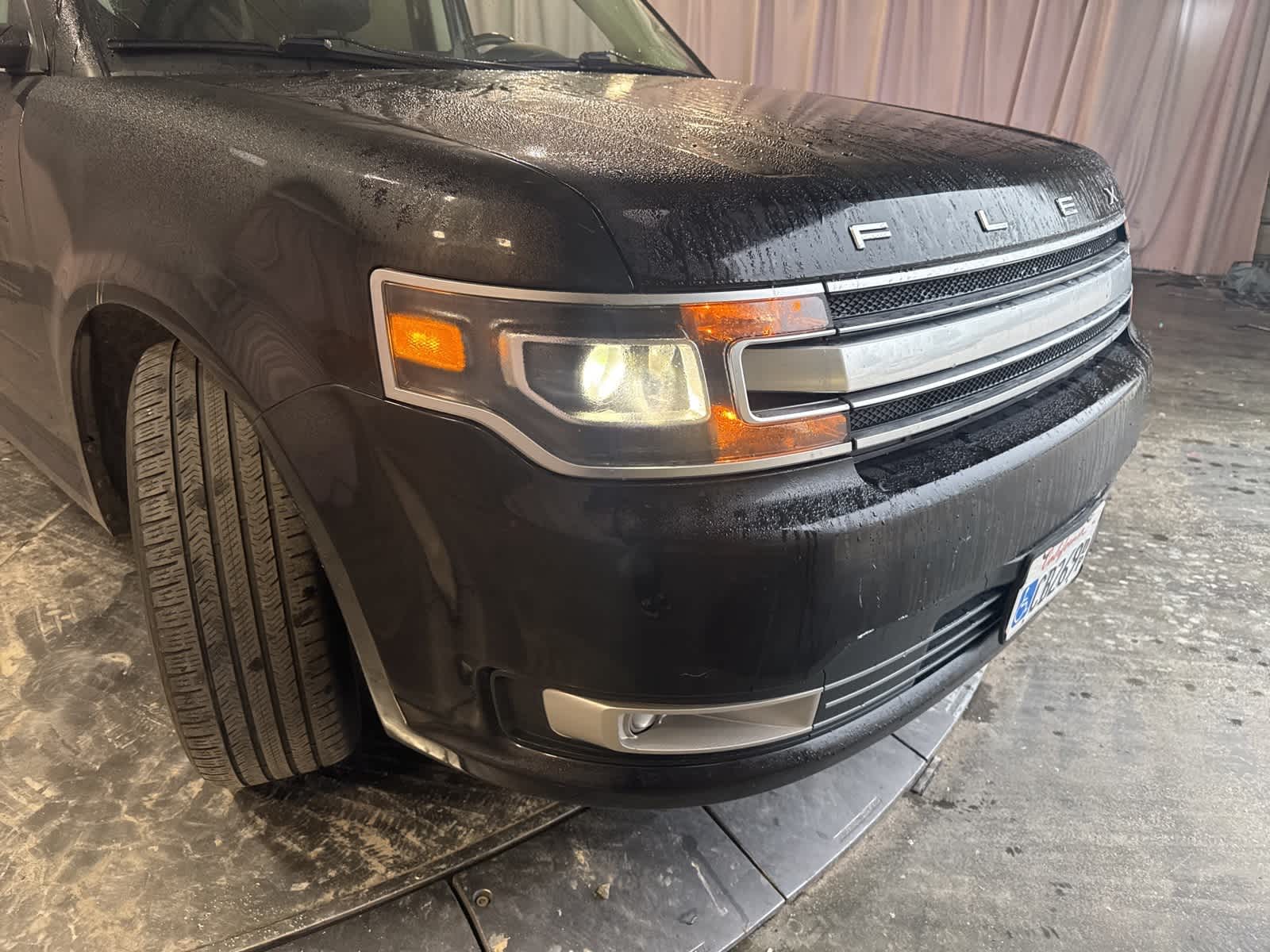 Thumbnail: 2019 Ford Flex - 14