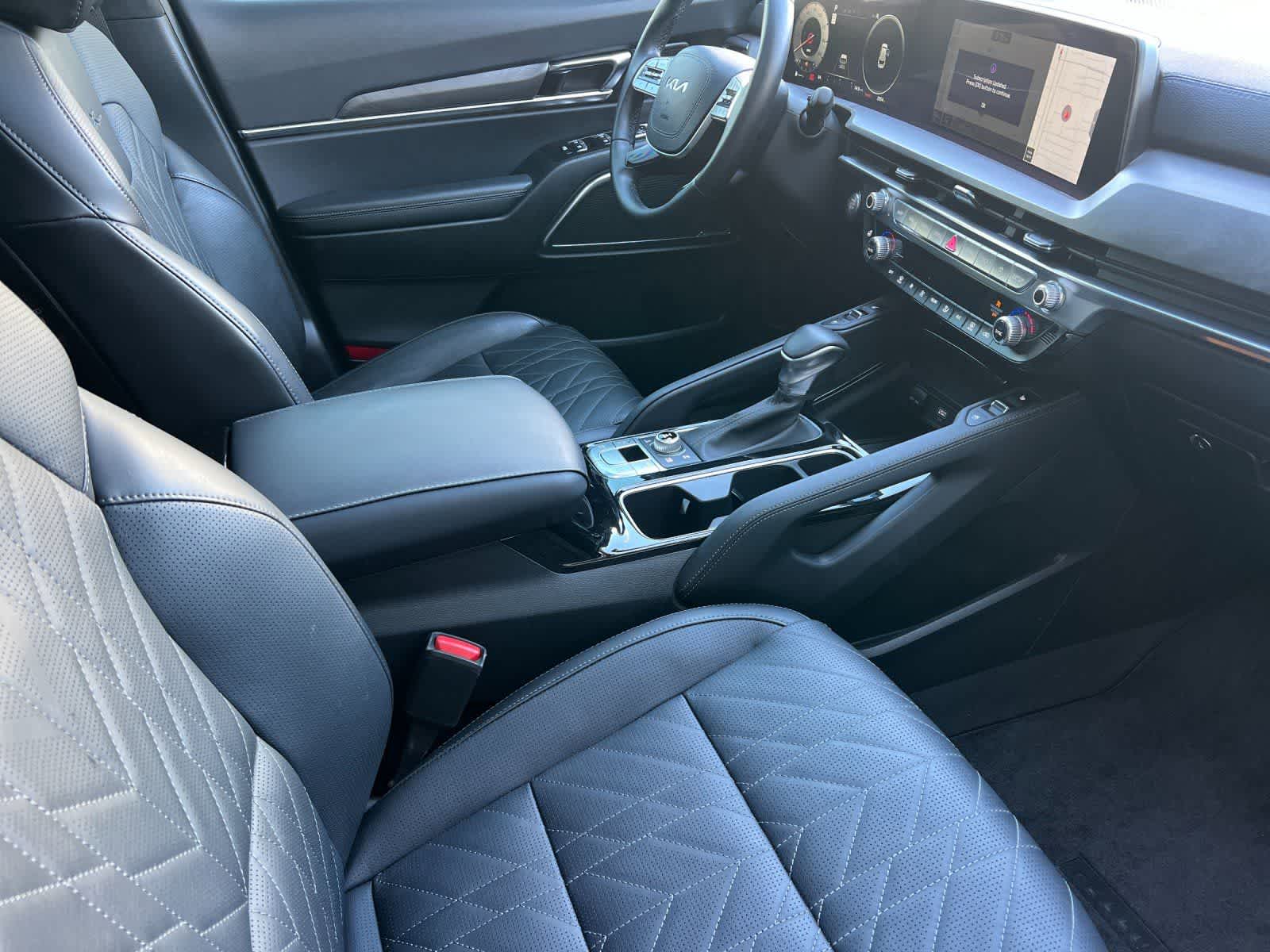 Thumbnail: 2024 Kia Telluride - 18