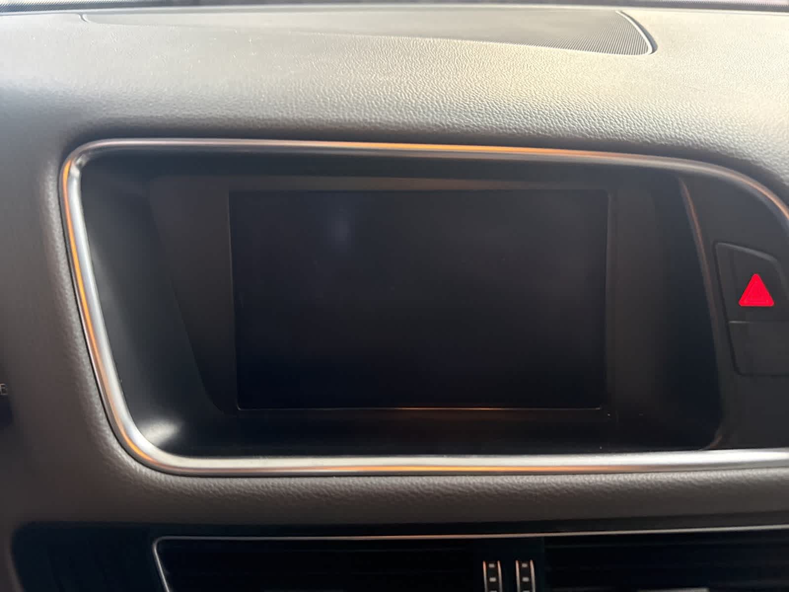 Thumbnail: 2014 Audi Q5 - 23