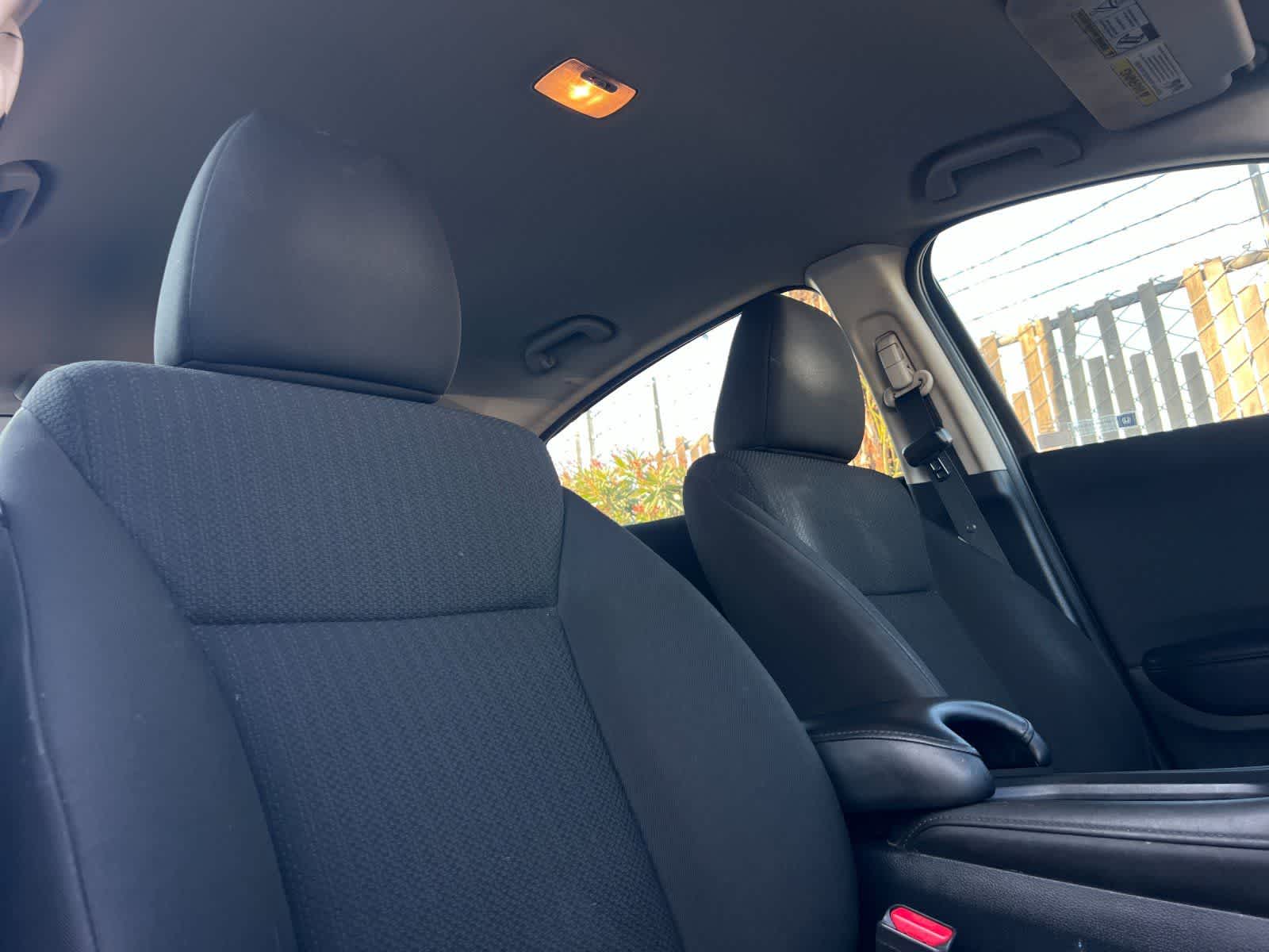 Thumbnail: 2017 Honda HR-V - 18