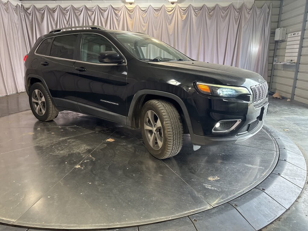 Used 2019 Jeep Cherokee Limited 4x4 SUV