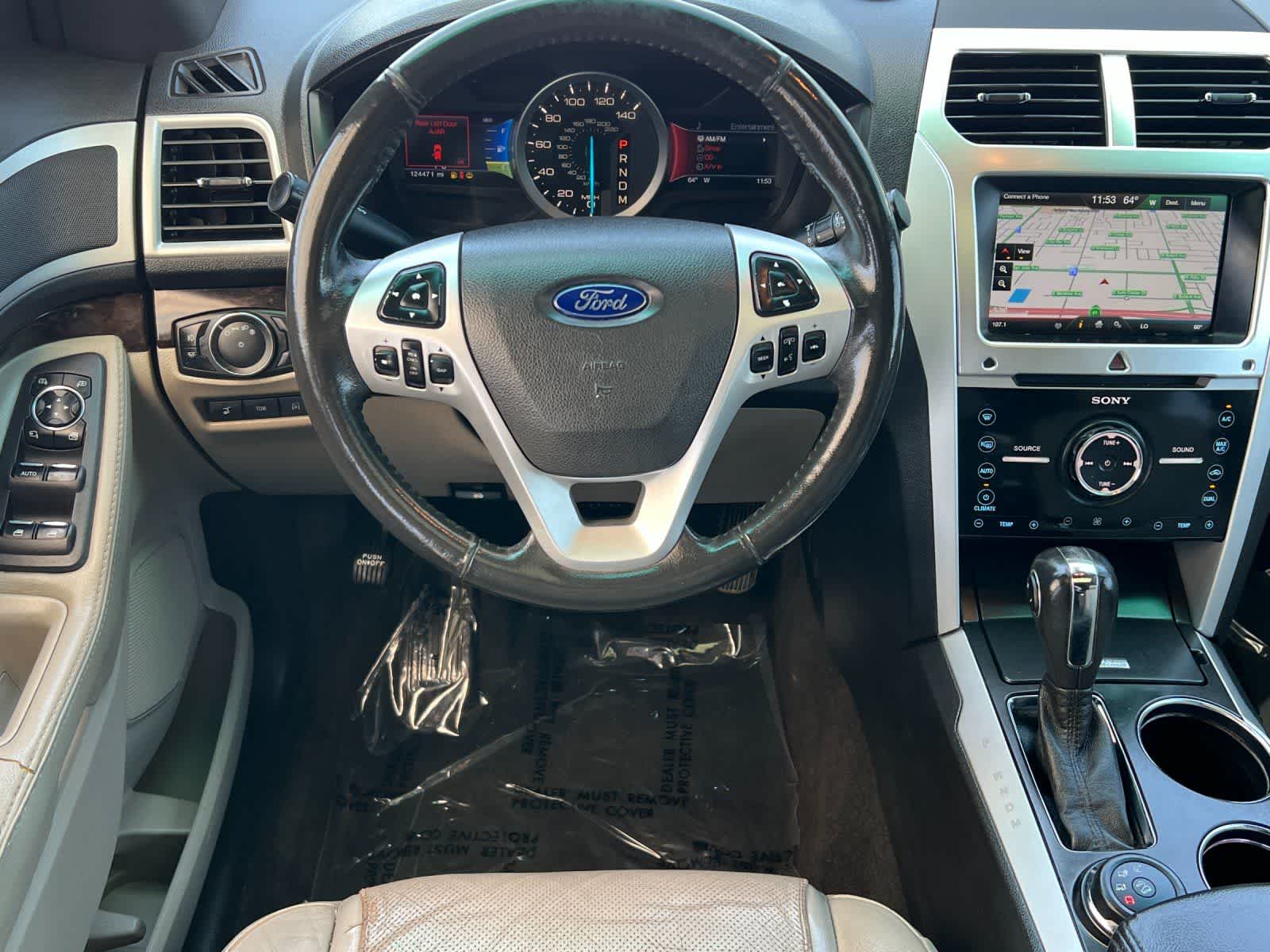 Thumbnail: 2013 Ford Explorer - 15