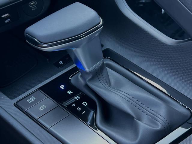 Thumbnail: 2025 Hyundai Elantra - 21