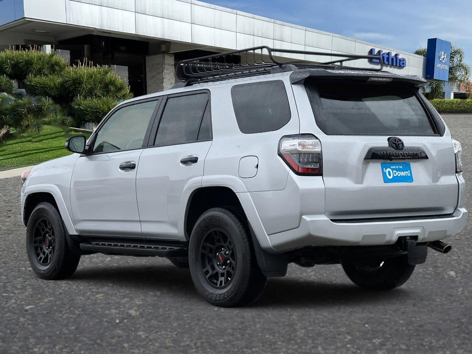 Thumbnail: 2021 Toyota 4Runner - 7
