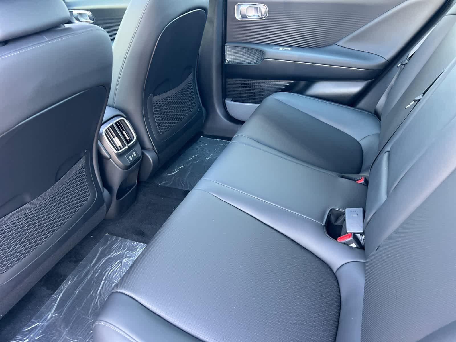 Thumbnail: 2025 Hyundai Ioniq 6 - 4