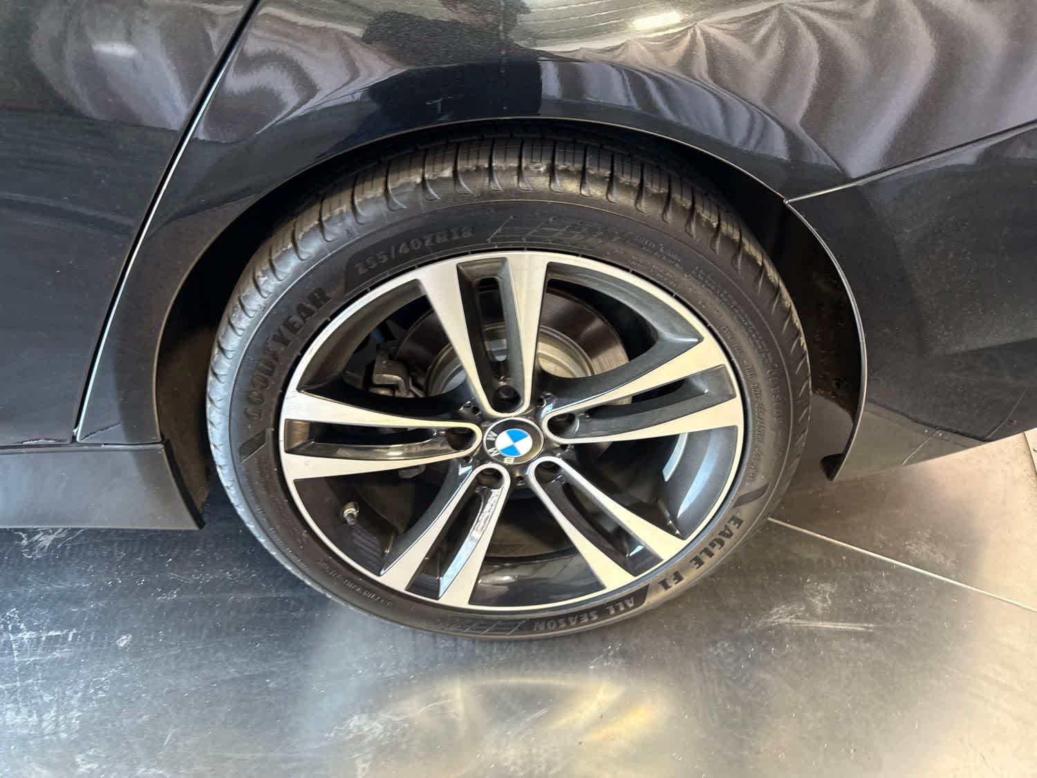 Thumbnail: 2018 BMW 3 Series - 7