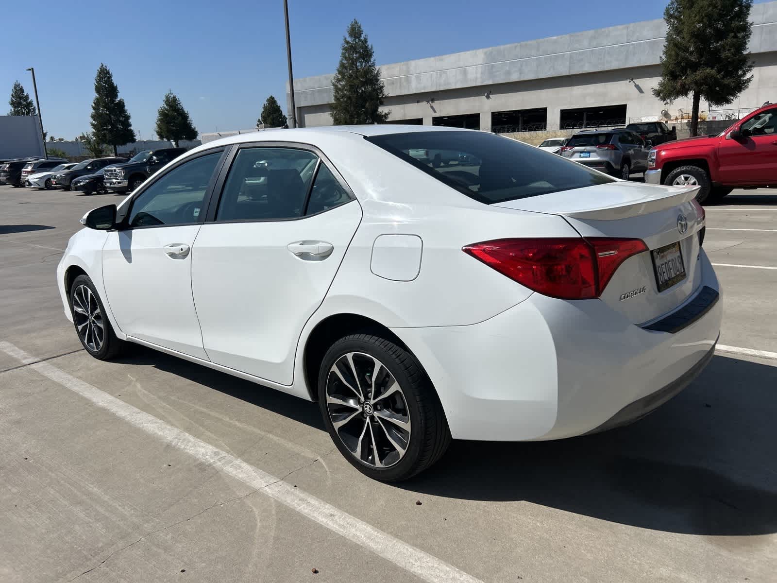 Thumbnail: 2018 Toyota Corolla - 14