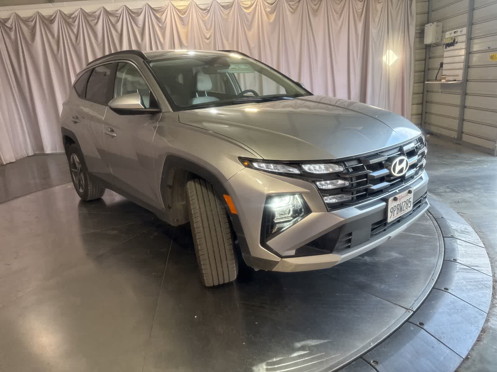 2025 Hyundai Tucson SEL photo 2