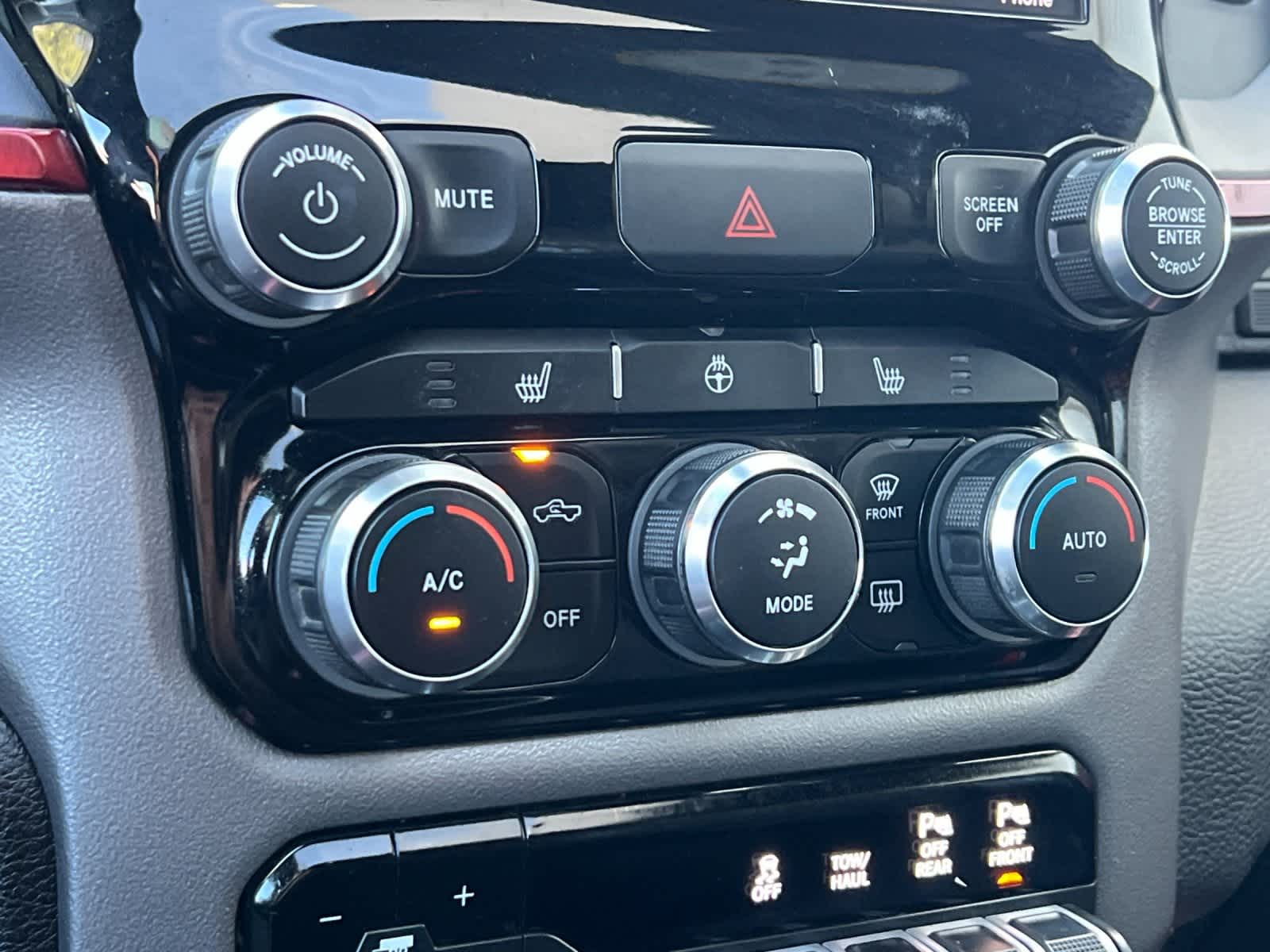 Thumbnail: 2019 RAM 1500 - 21