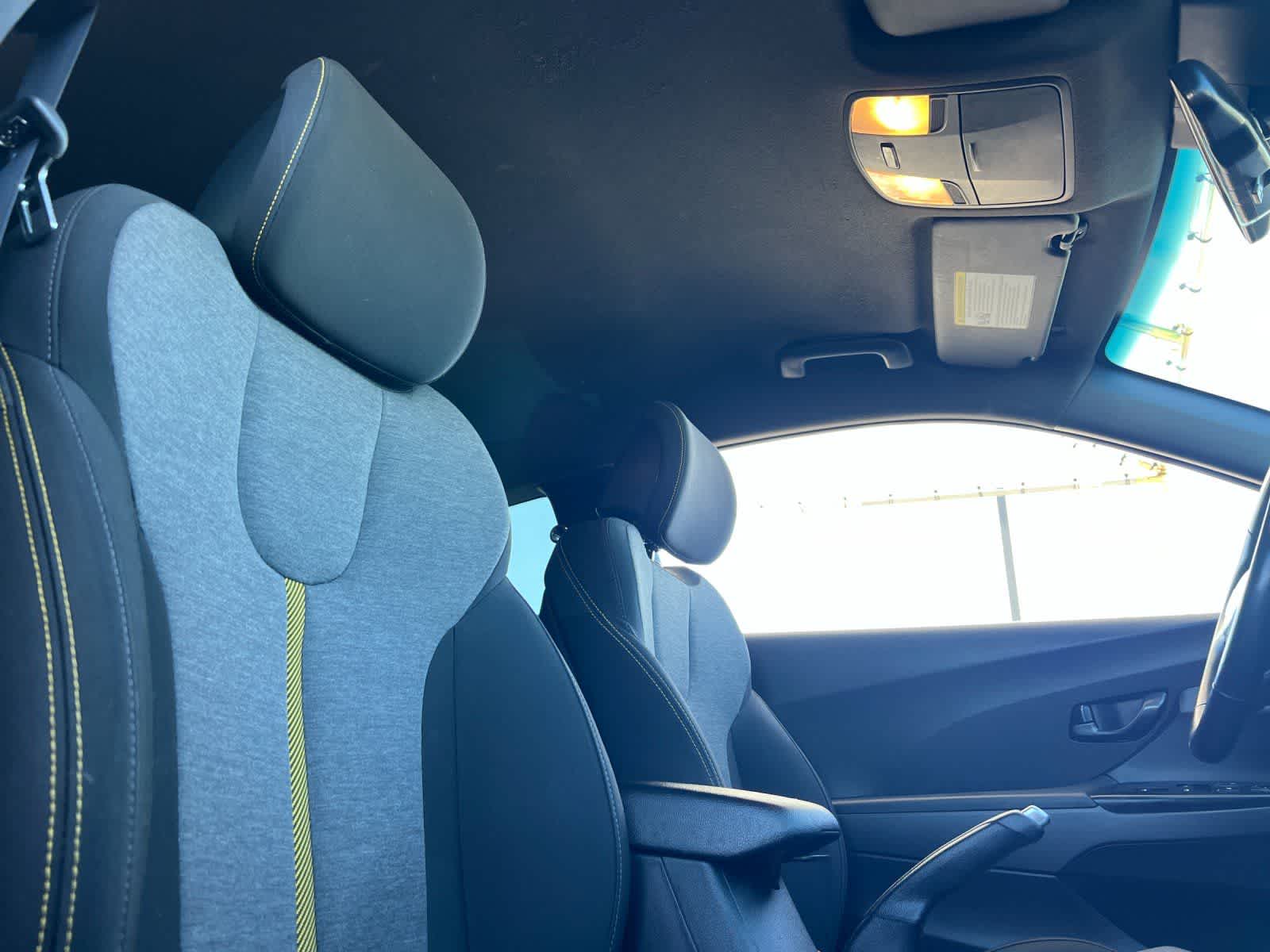 Thumbnail: 2019 Hyundai Veloster - 17