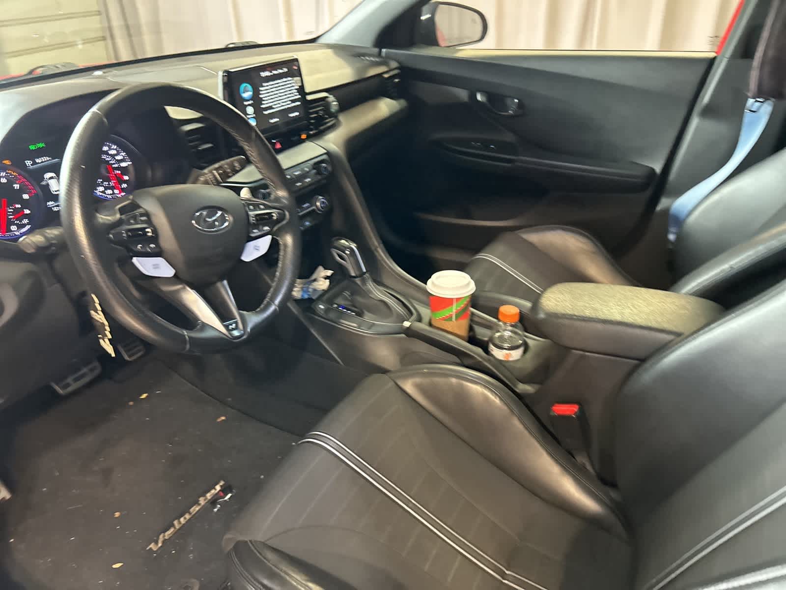 Thumbnail: 2022 Hyundai Veloster - 22