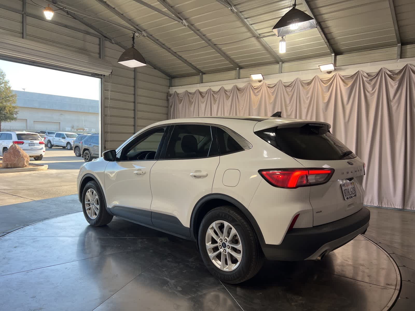 Thumbnail: 2020 Ford Escape - 5