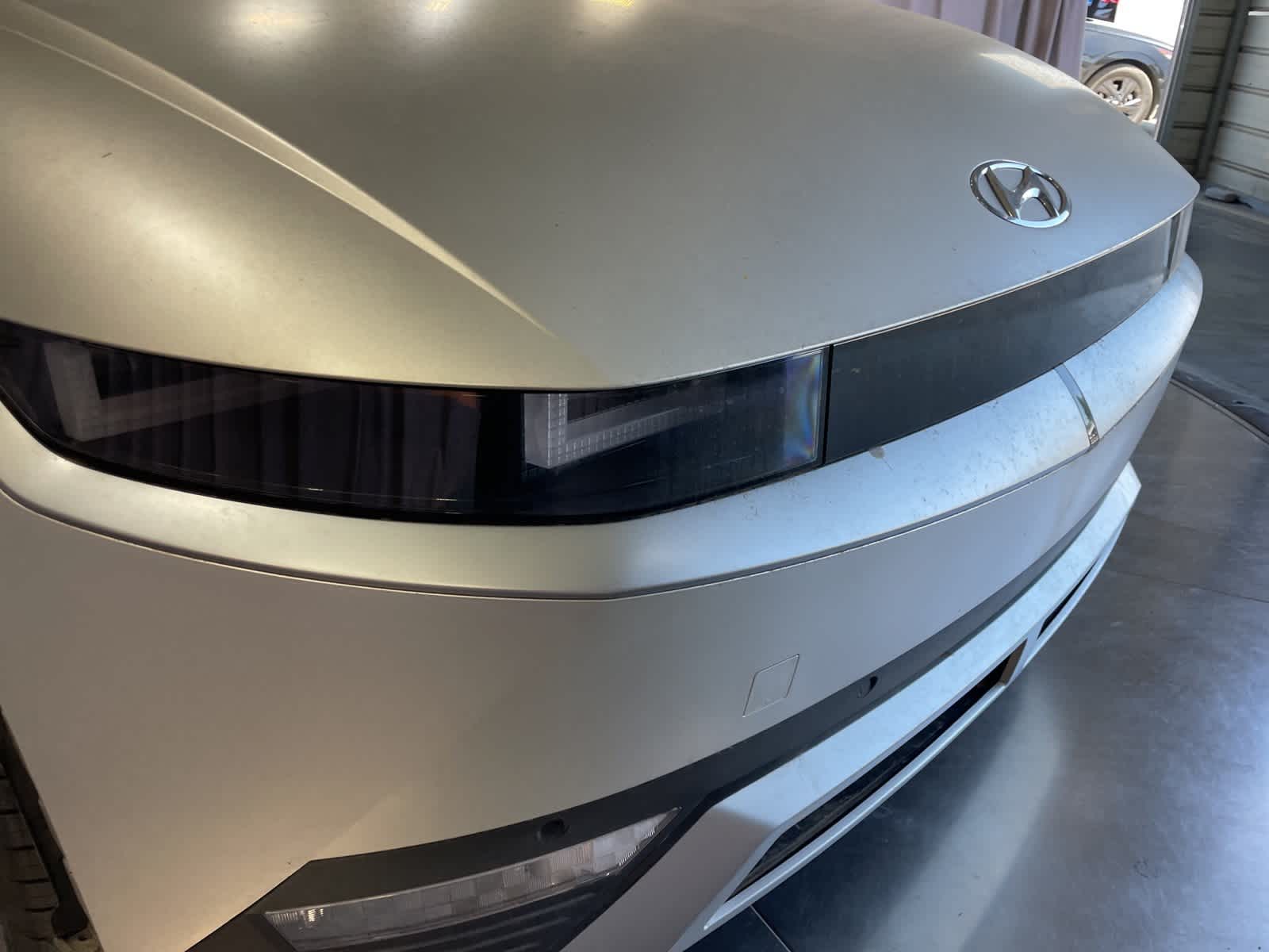 Thumbnail: 2023 Hyundai Ioniq 5 - 13