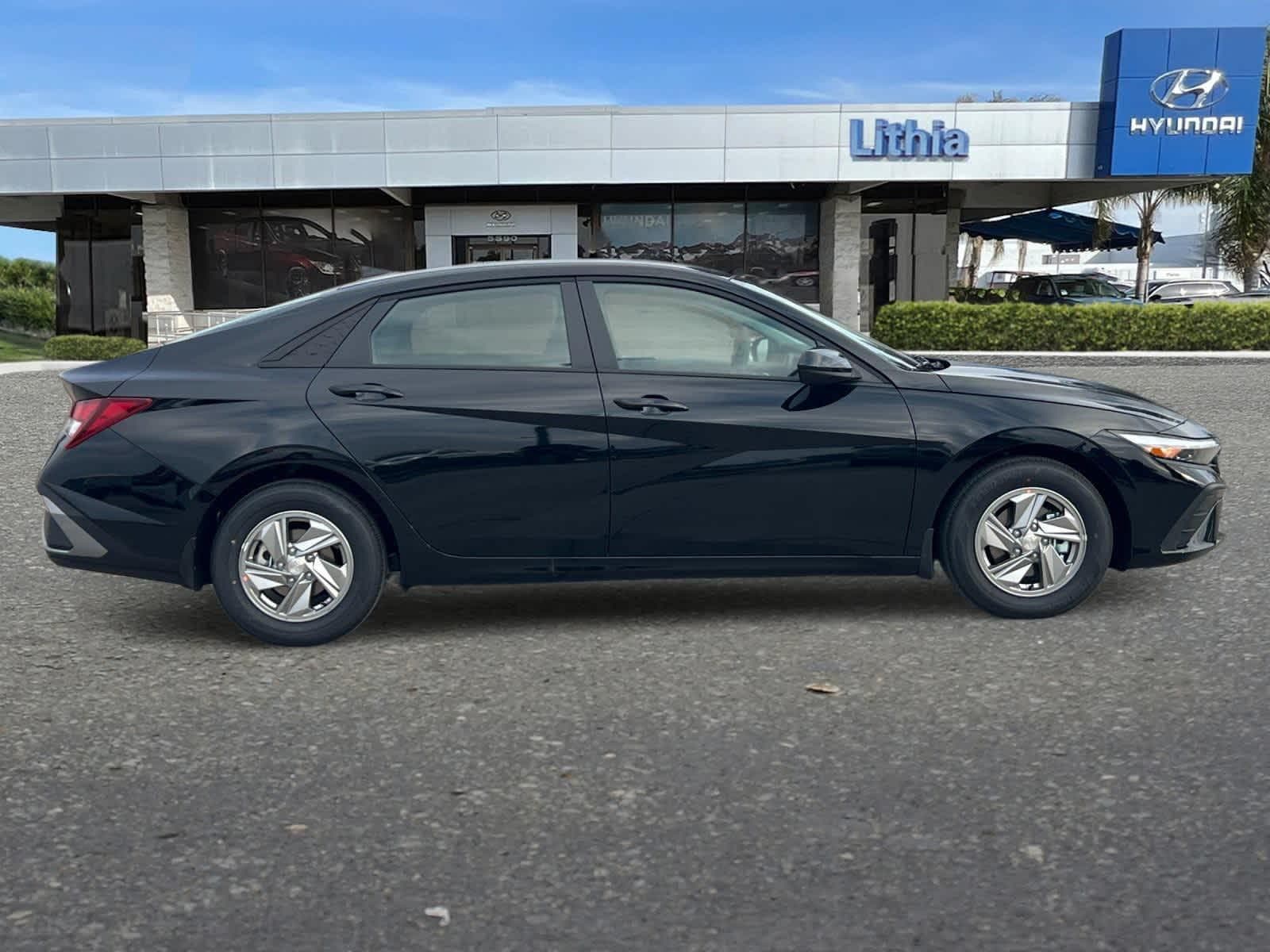 Thumbnail: 2026 Hyundai Elantra - 8