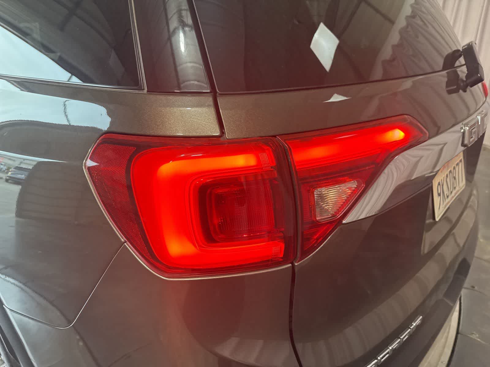 Thumbnail: 2019 GMC Acadia - 12