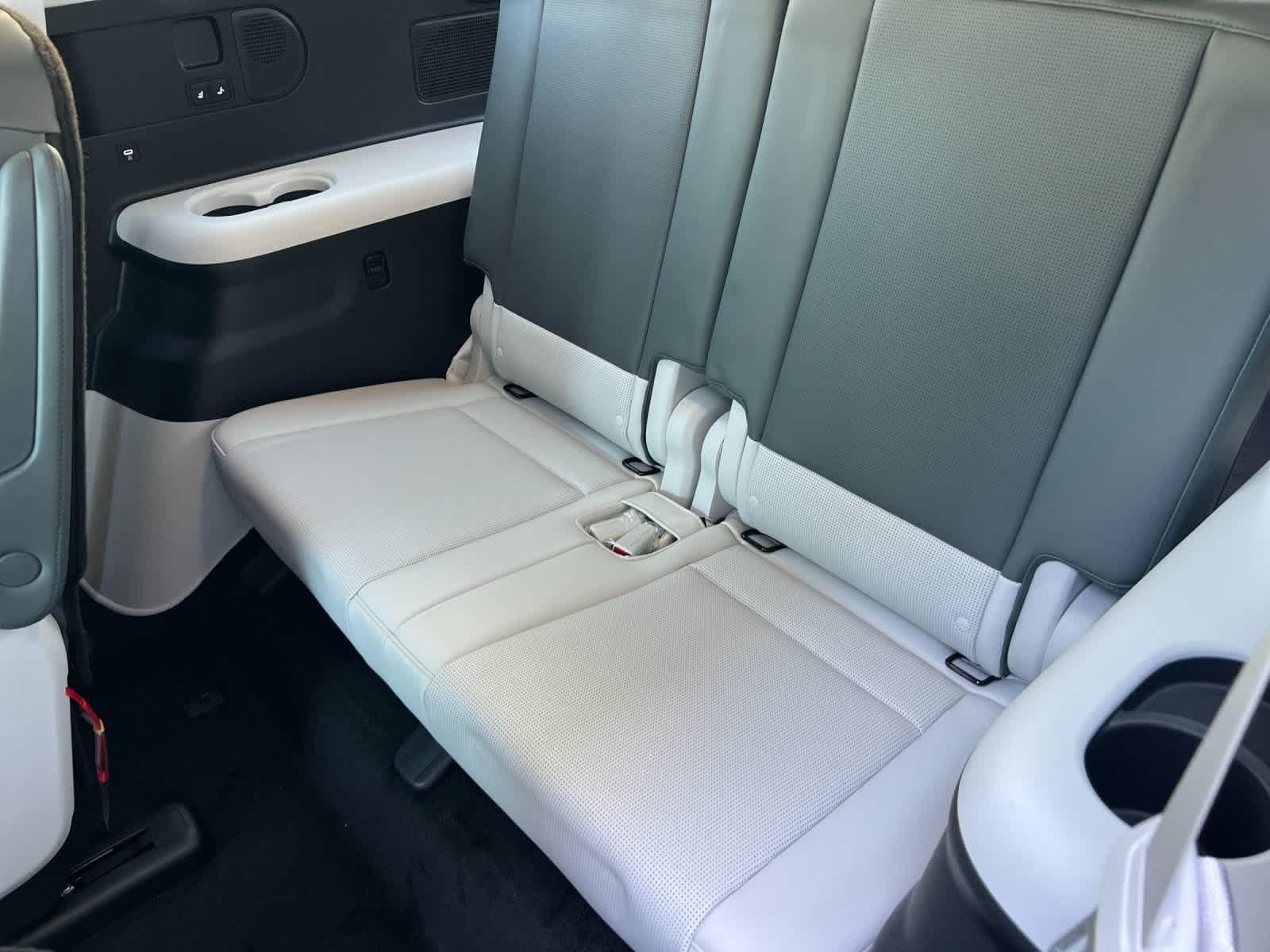 Thumbnail: 2026 Hyundai Ioniq - 15