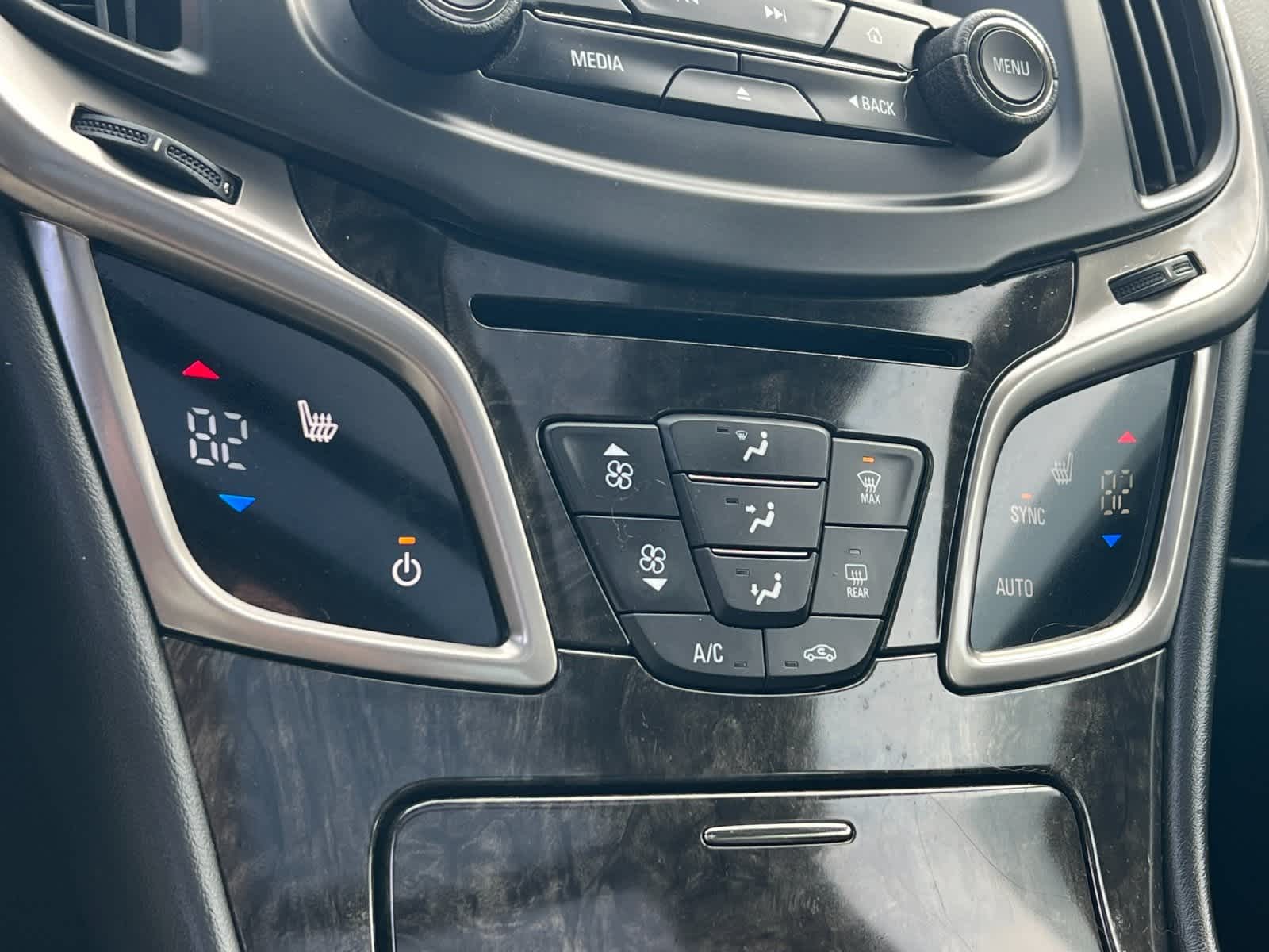 Thumbnail: 2015 Buick LaCrosse - 19