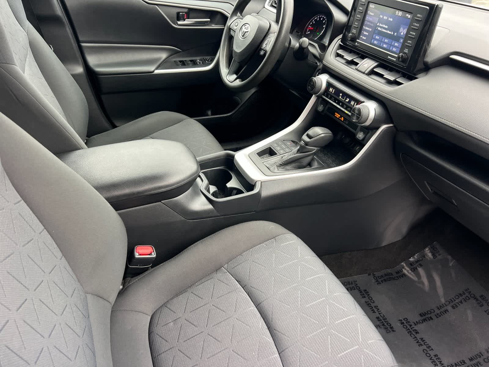 Thumbnail: 2020 Toyota RAV4 - 16