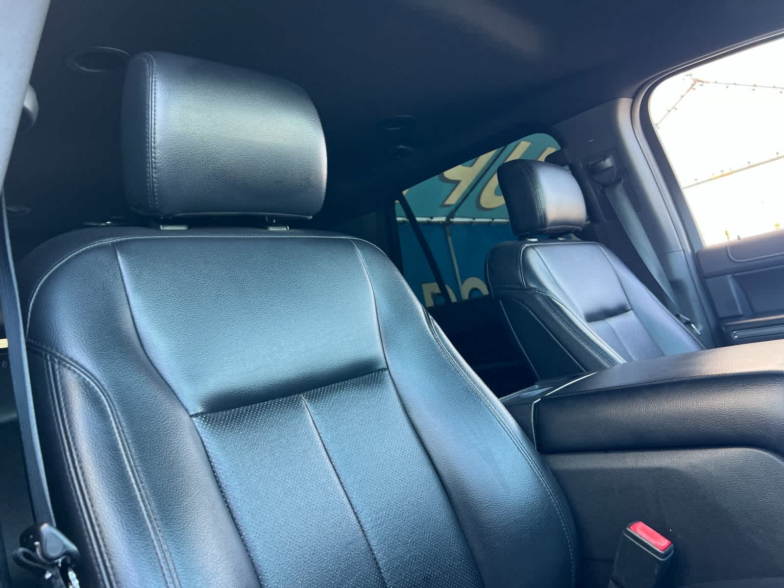 Thumbnail: 2019 Ford Expedition - 18