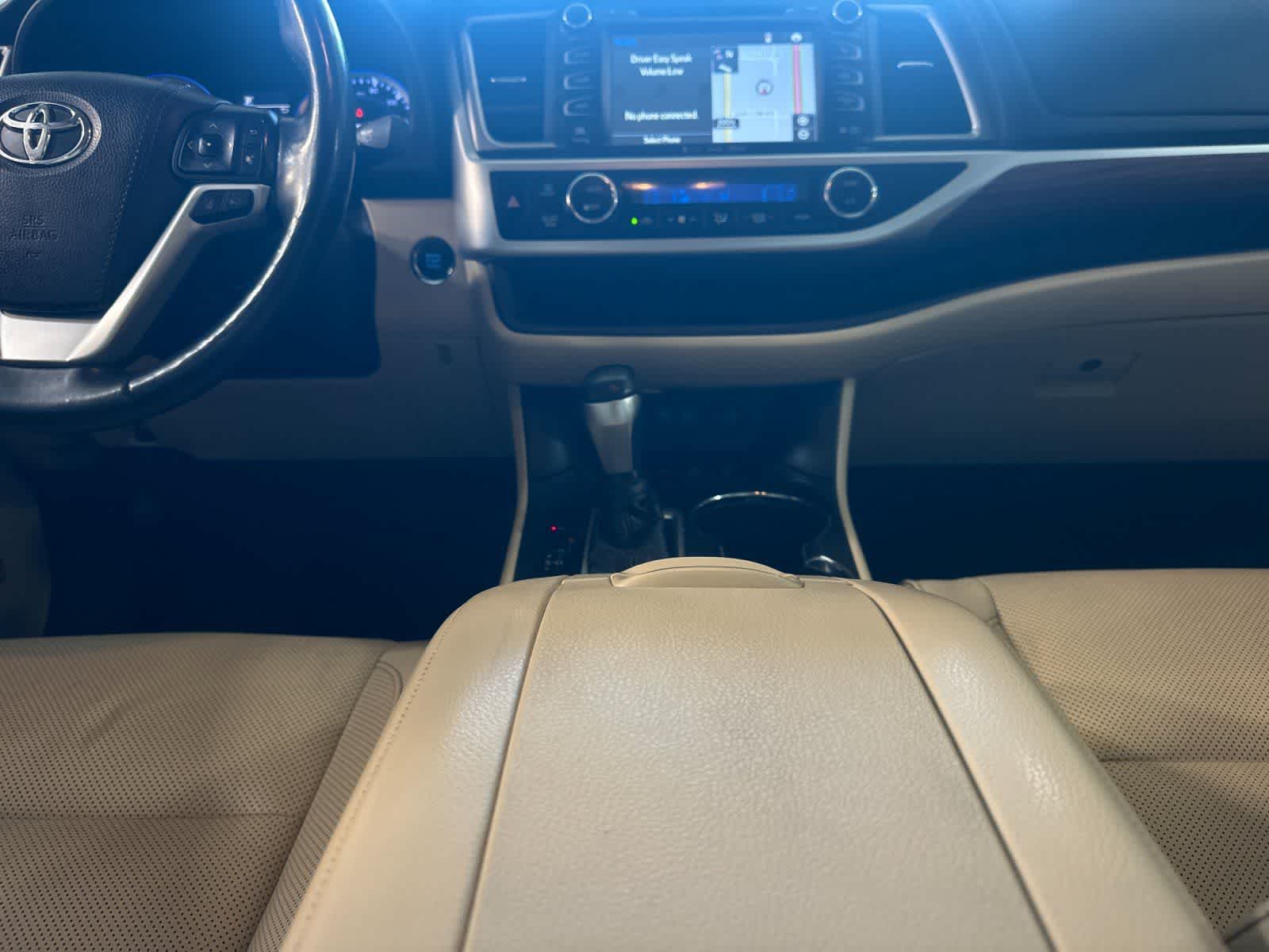 Thumbnail: 2018 Toyota Highlander - 3