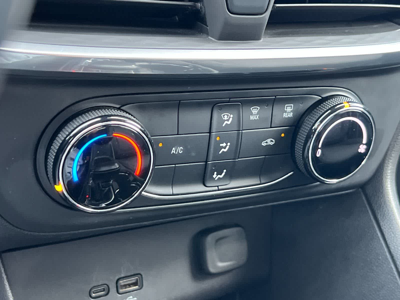 Thumbnail: 2024 Buick Encore GX - 20