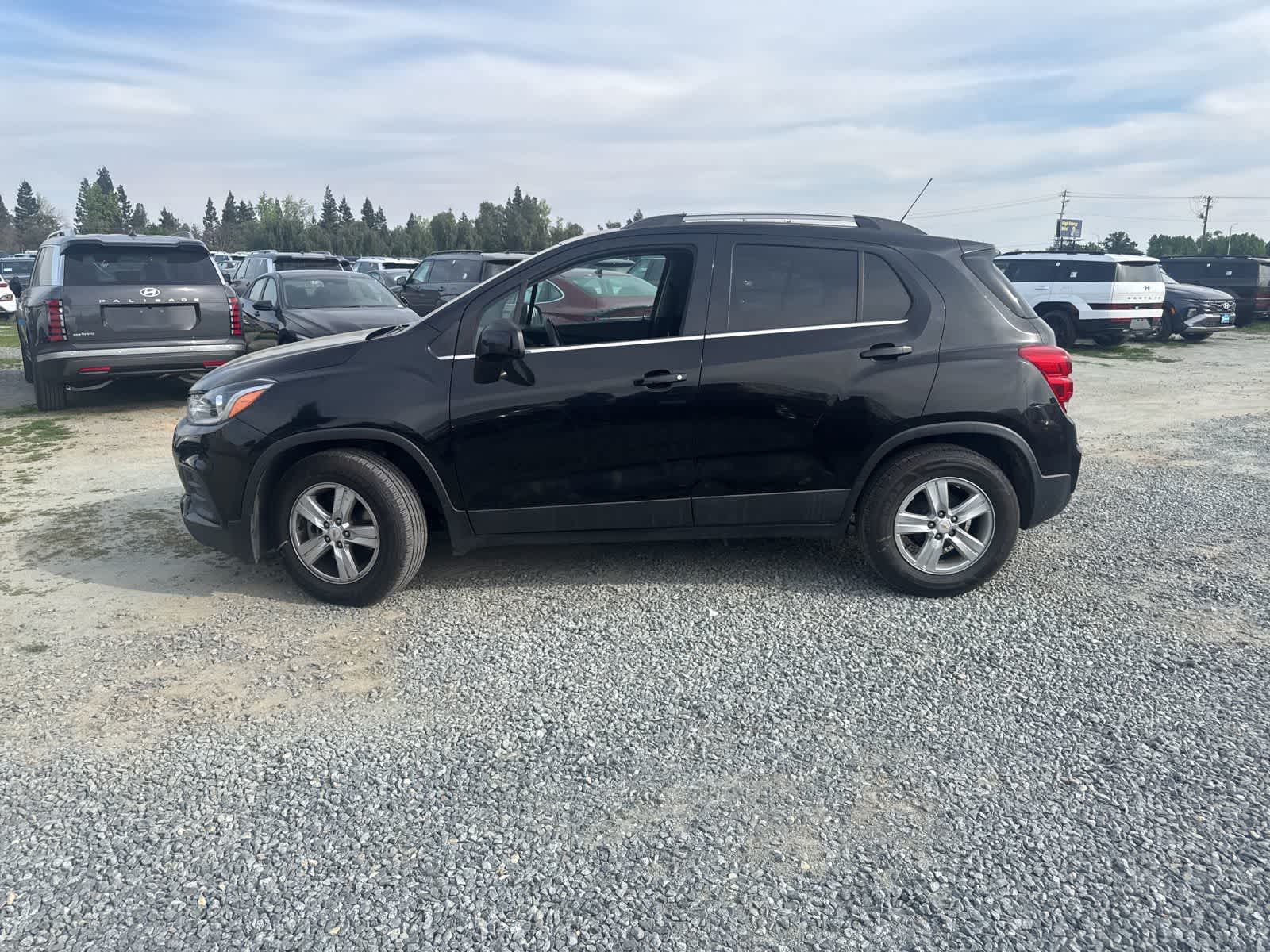 Thumbnail: 2020 Chevrolet Trax - 8