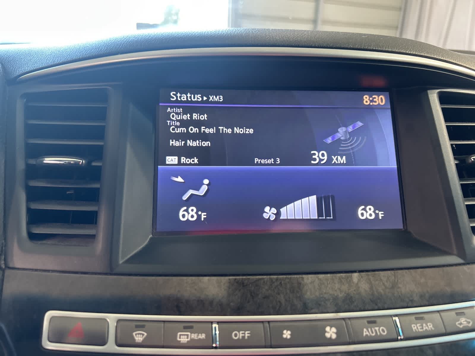 Thumbnail: 2015 INFINITI QX60 - 25