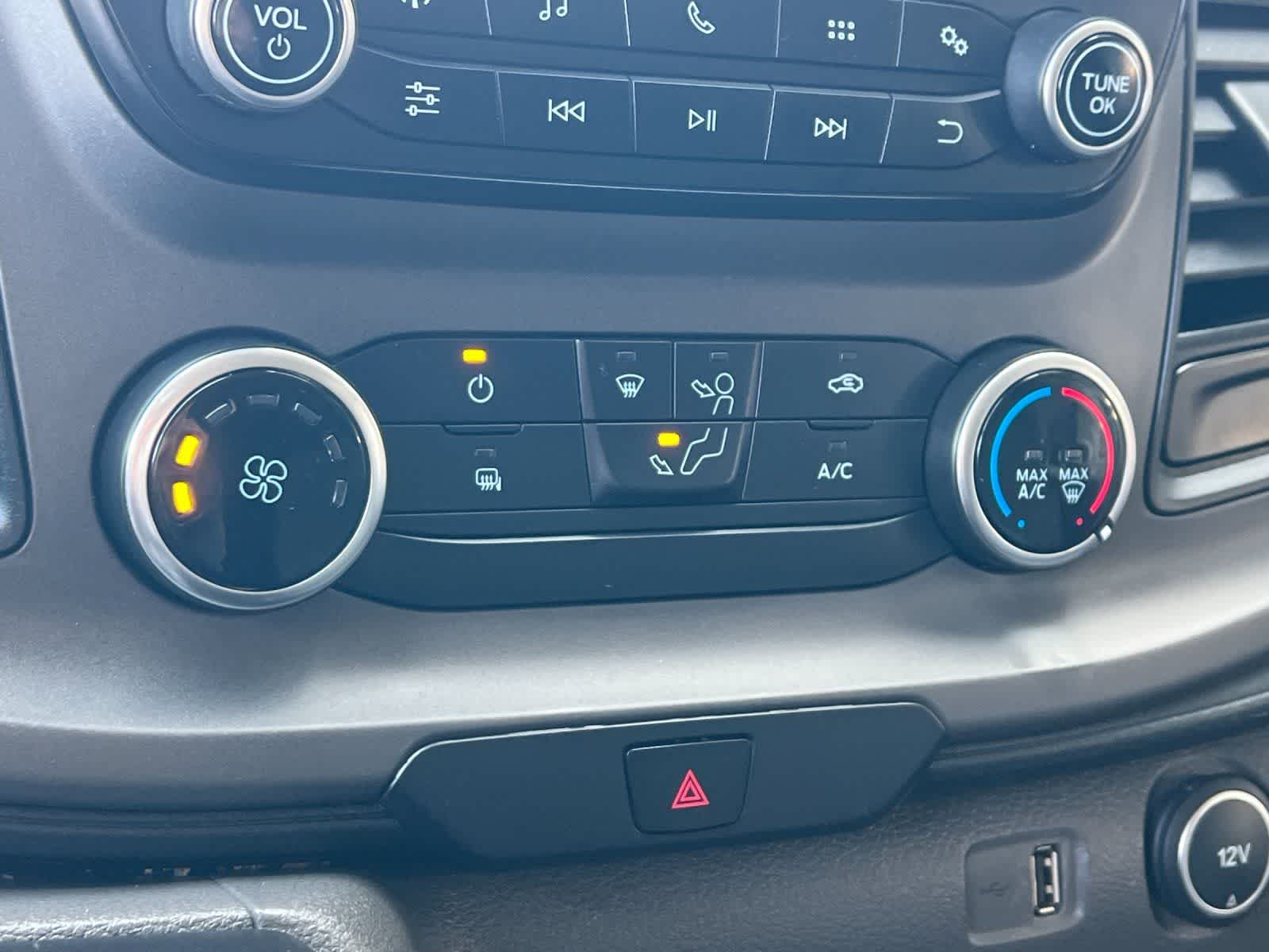 Thumbnail: 2020 Ford Econoline - 22