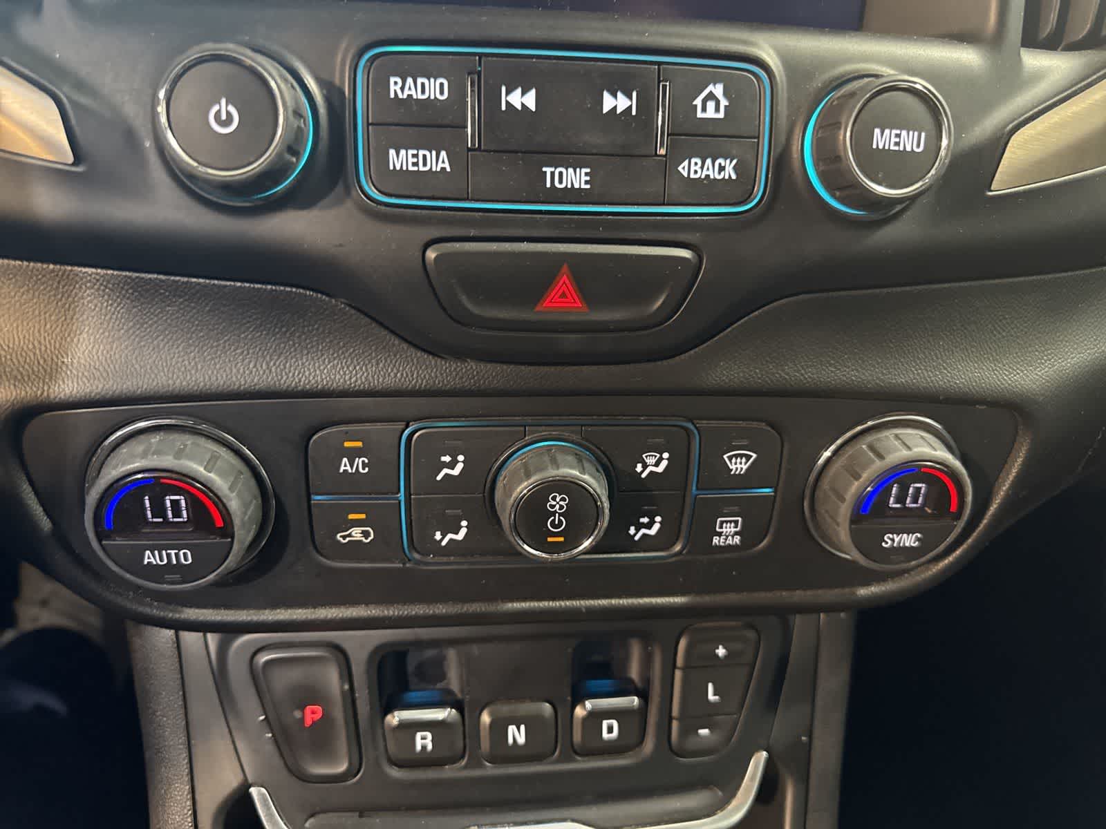 Thumbnail: 2018 GMC Terrain - 23