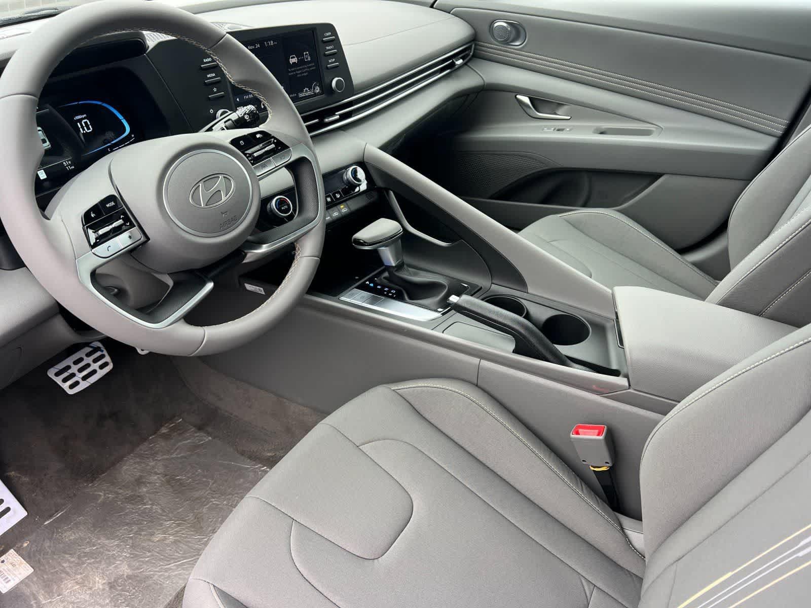 Thumbnail: 2026 Hyundai Elantra - 12