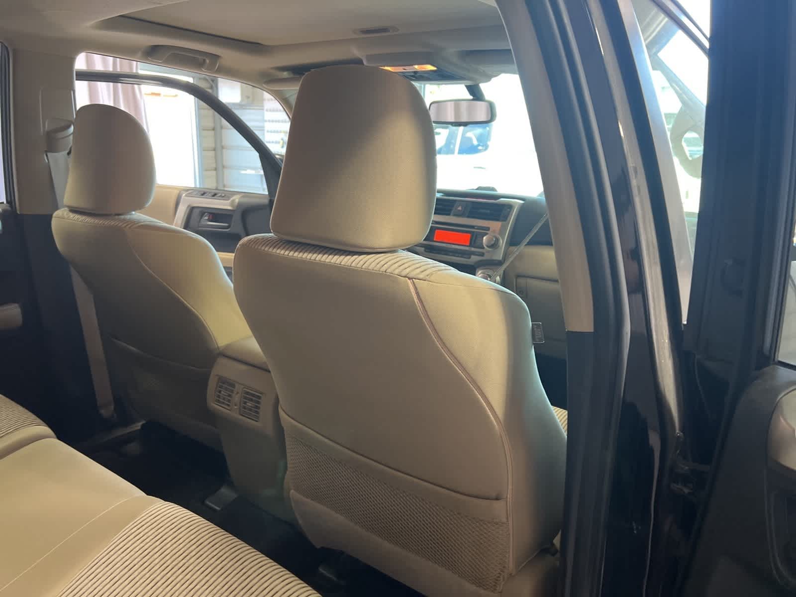 Thumbnail: 2010 Toyota 4Runner - 15