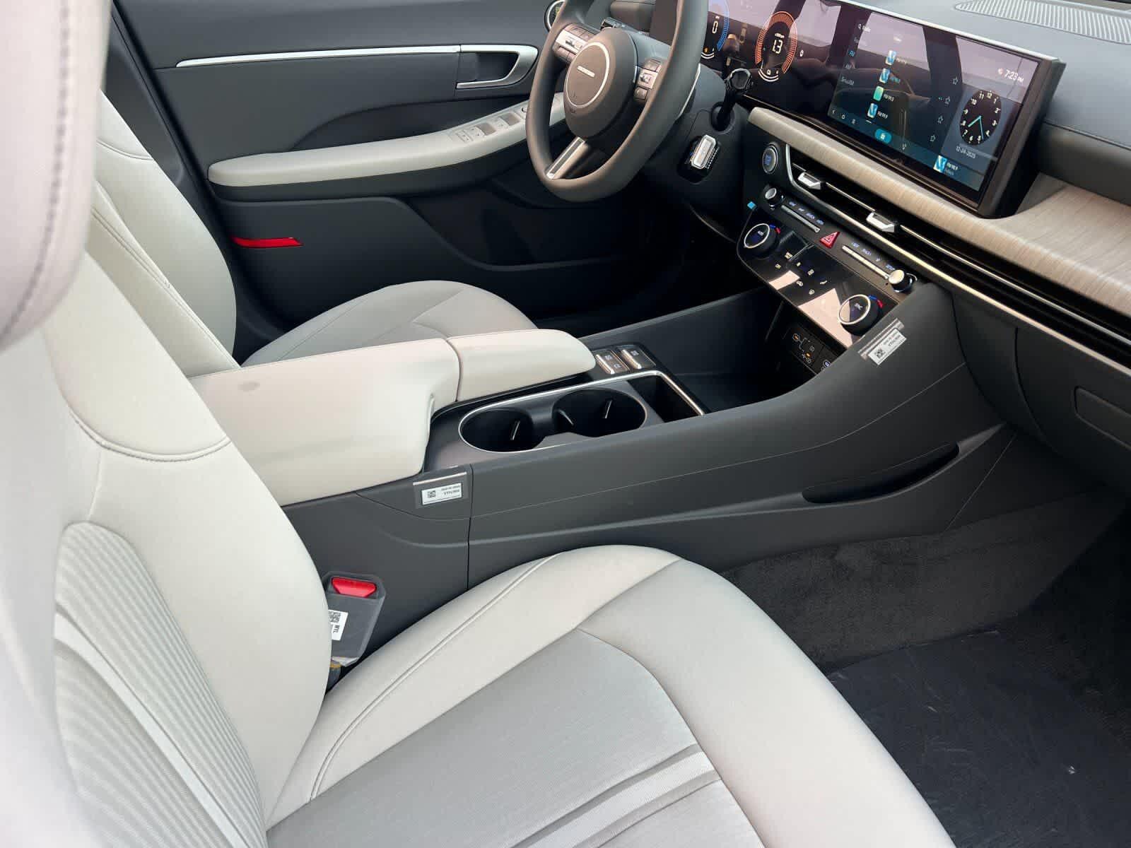 Thumbnail: 2026 Hyundai Sonata - 16