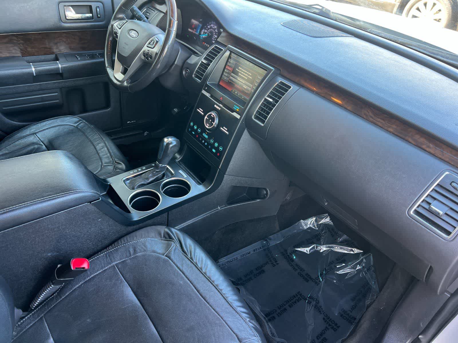 Thumbnail: 2014 Ford Flex - 18