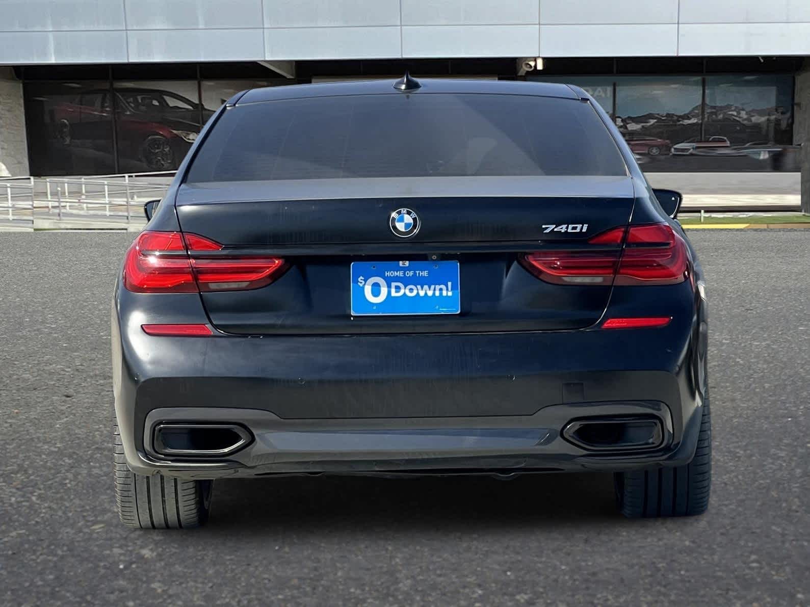 Thumbnail: 2019 BMW 7 Series - 7
