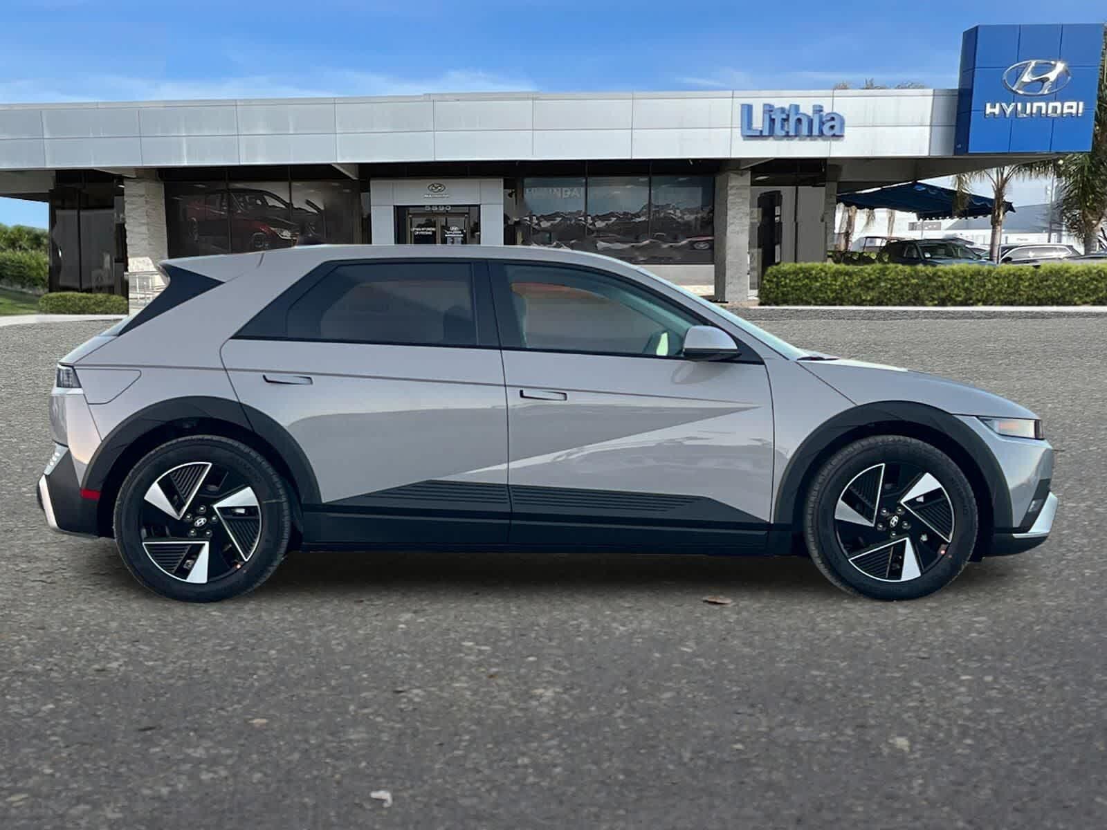 Thumbnail: 2026 Hyundai Ioniq 5 - 8