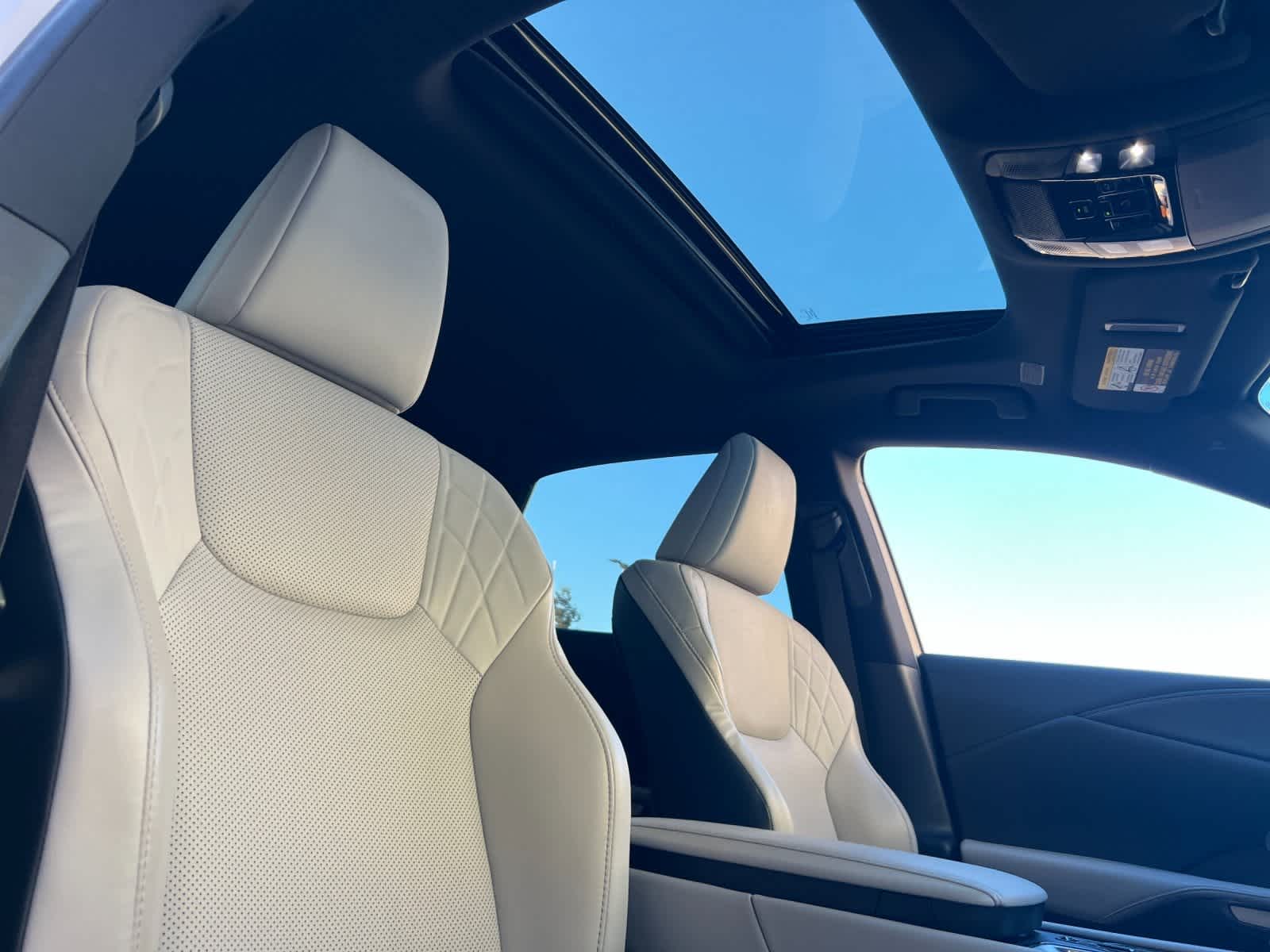 Thumbnail: 2023 Lexus RX - 17