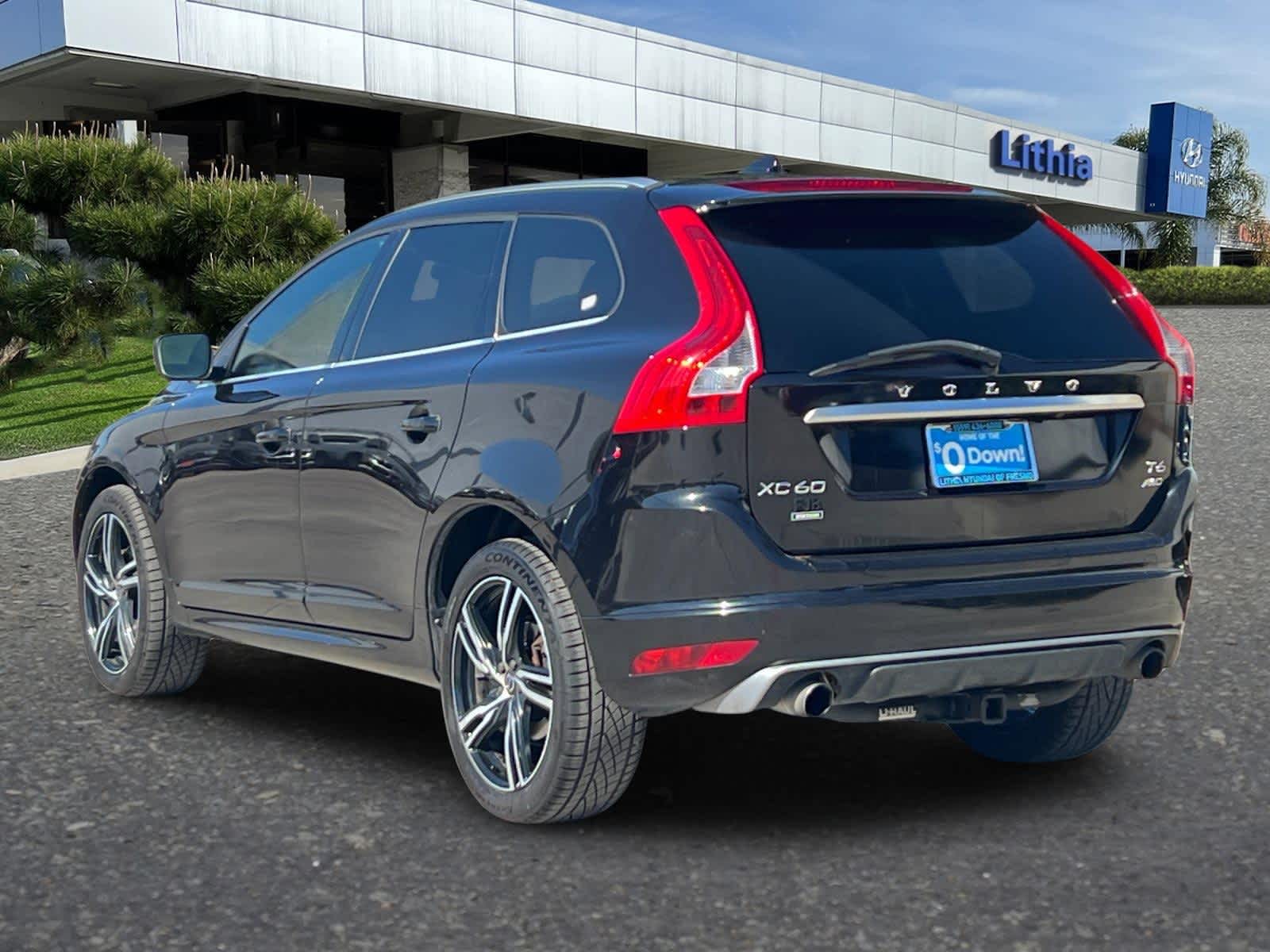 Thumbnail: 2017 Volvo XC60 - 7