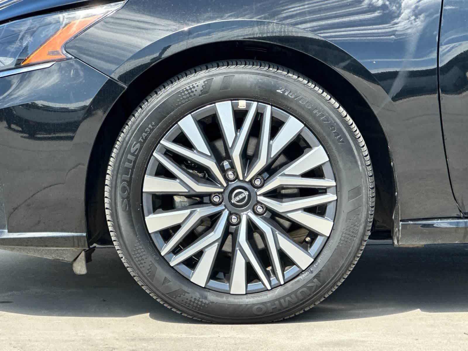Thumbnail: 2025 Nissan Altima - 26