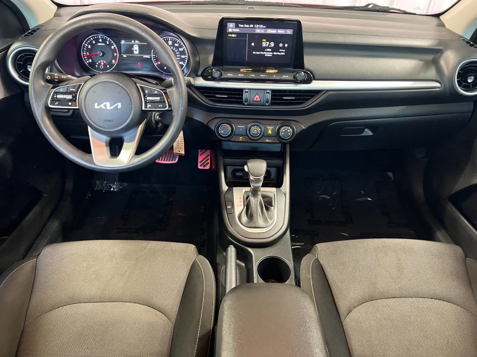 Thumbnail: 2023 Kia Forte - 3