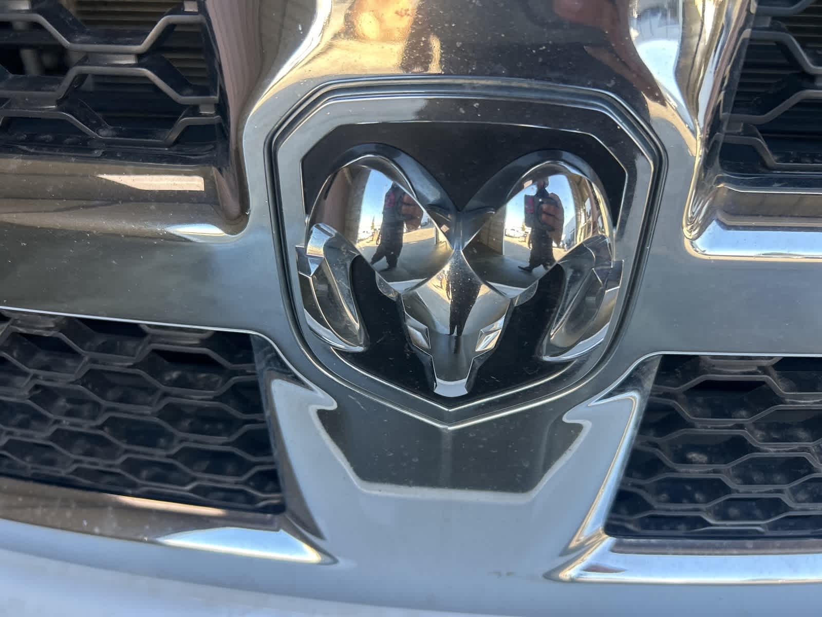 Thumbnail: 2023 RAM 1500 Classic - 3
